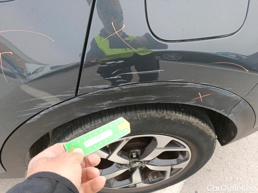  KIA  Sportage KIA  1.6MHEV Drive 100kW(136CV) 4x2(Crist Tintados) #34