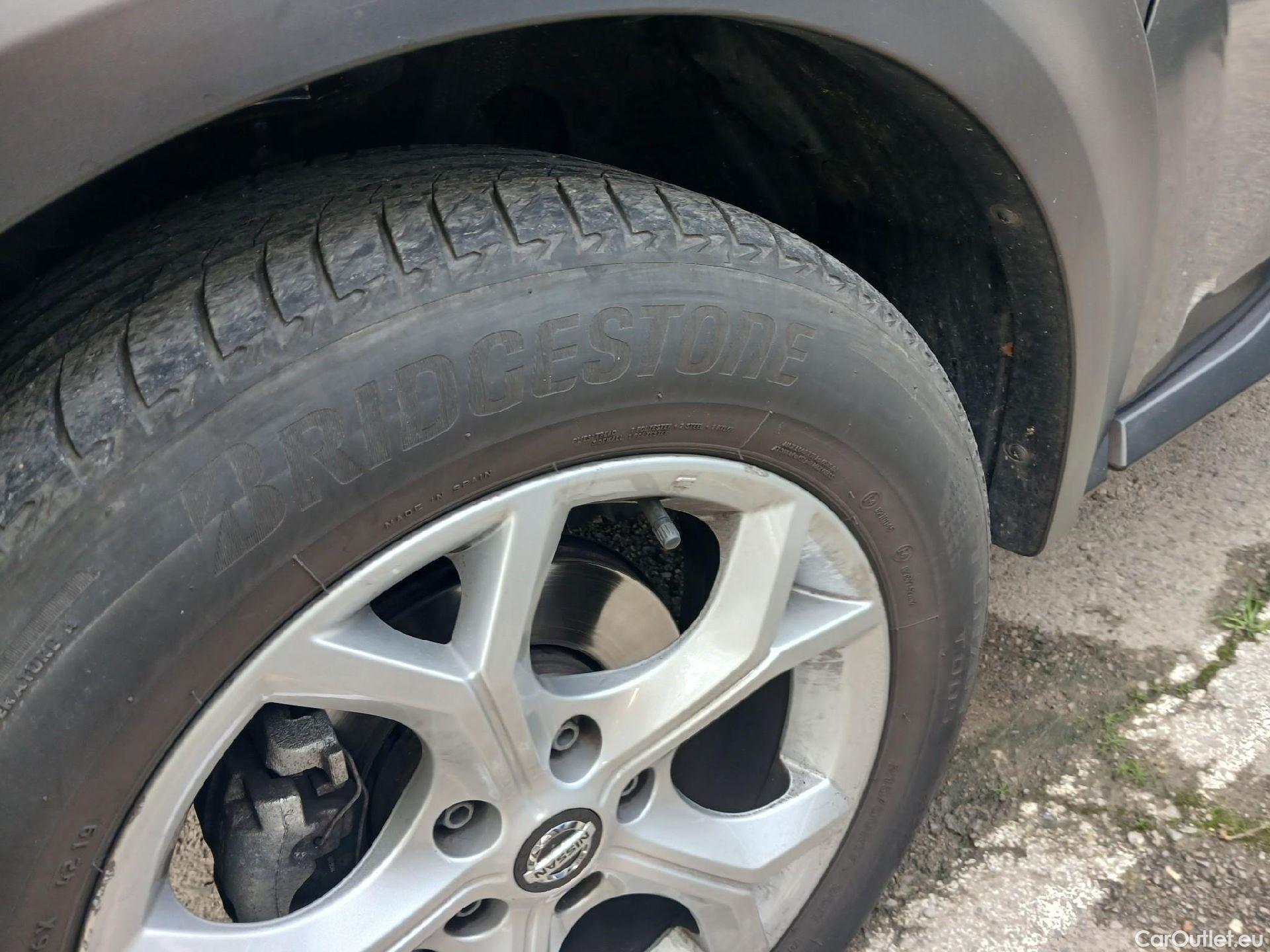  Nissan  Juke NISSAN  / 2019 / 5P / crossover DIG-T 84 kW (114 CV) DCT 7 V N-Connecta (AC2) #3