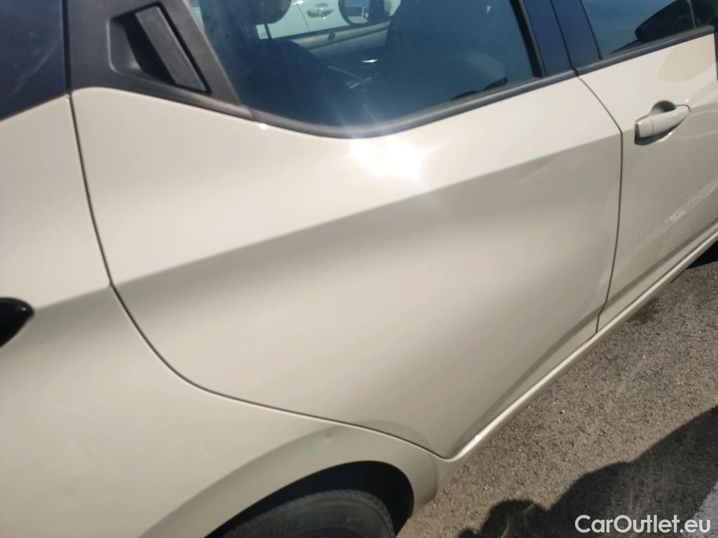  Nissan  Micra NISSAN  / 2017 / 5P / berlina con portón IG-T 68 kW (92 CV) E6D-F Acenta #1