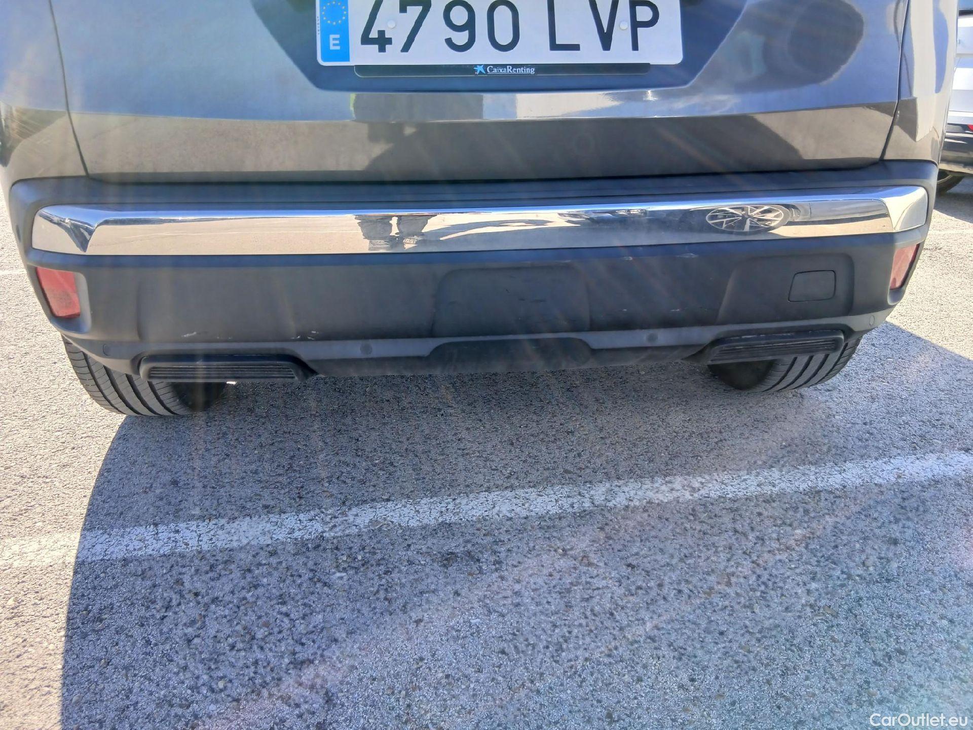  Peugeot  3008 PEUGEOT  Hybrid / 2020 / 5P / todoterreno 225 e-EAT8 Allure (AC2) #21