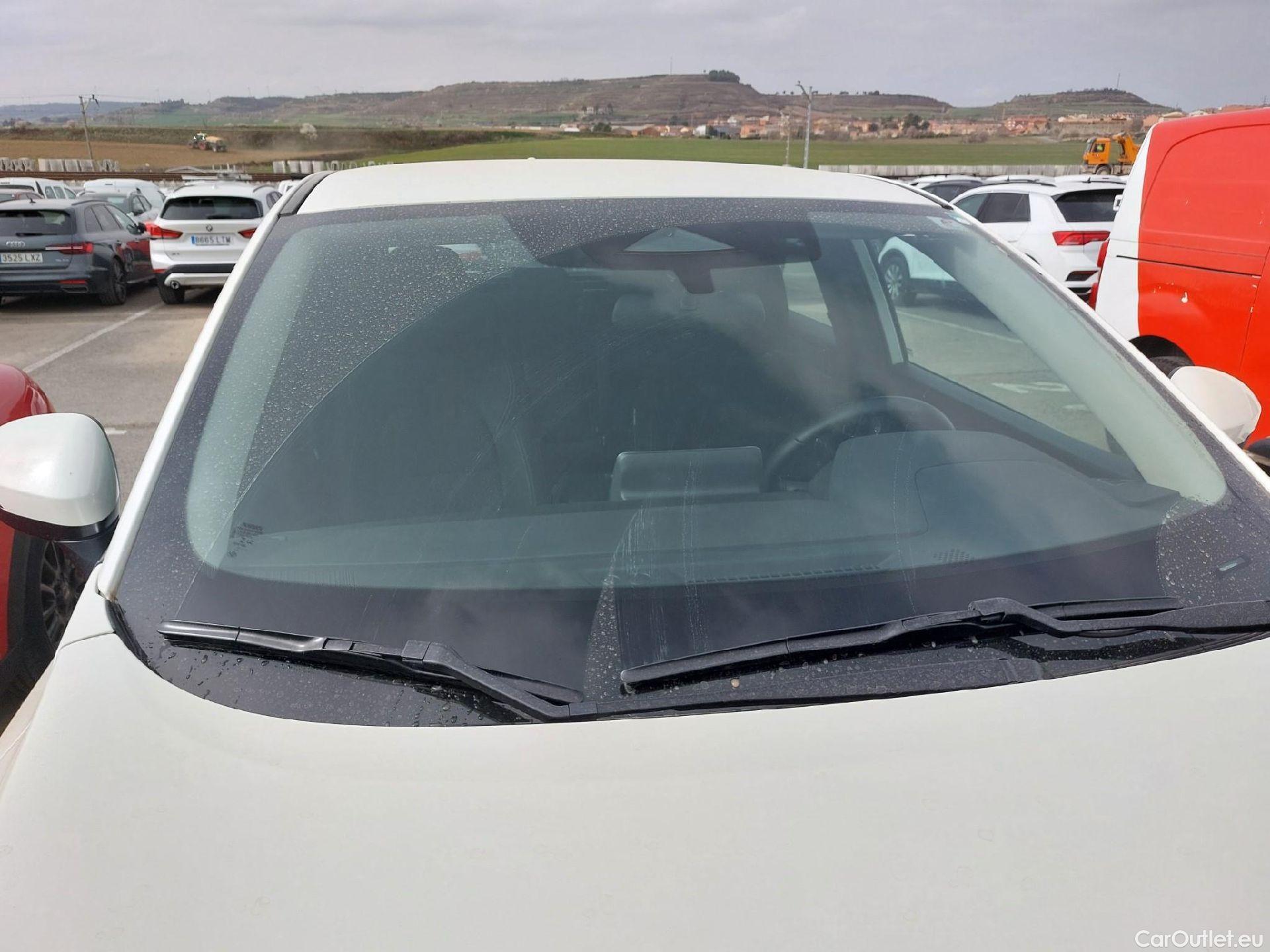  Nissan  Qashqai NISSAN  / 2021 / 5P / todoterreno DIG-T 116kW (158CV) mHEV Xtronic Acenta (AC2) #6