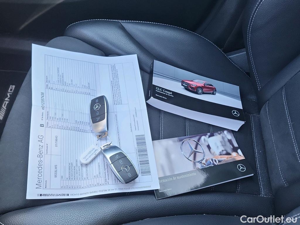  Mercedes  G-Klasee MERCEDES-BENZ GLC Coupé / 2019 / 5P / coupé GLC 220 d 4MATIC #2