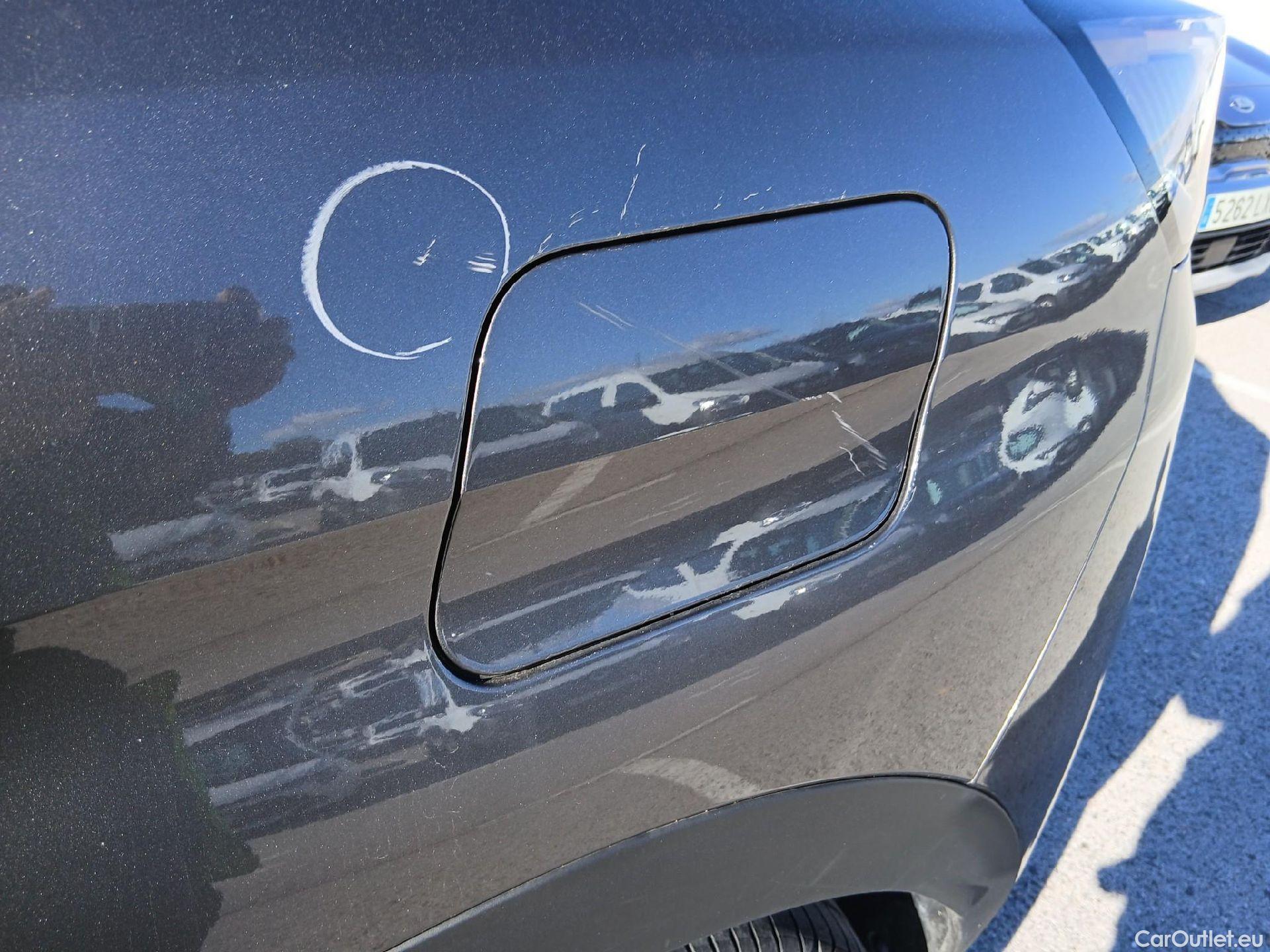  Peugeot  3008 PEUGEOT  Hybrid / 2020 / 5P / todoterreno 225 e-EAT8 Allure (AC2) #19