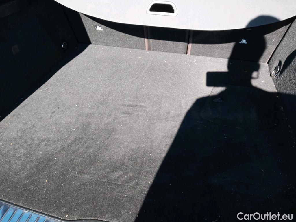  Mercedes  G-Klasee MERCEDES-BENZ GLE / 2018 / 5P / todoterreno GLE 350 de 4MATIC #2