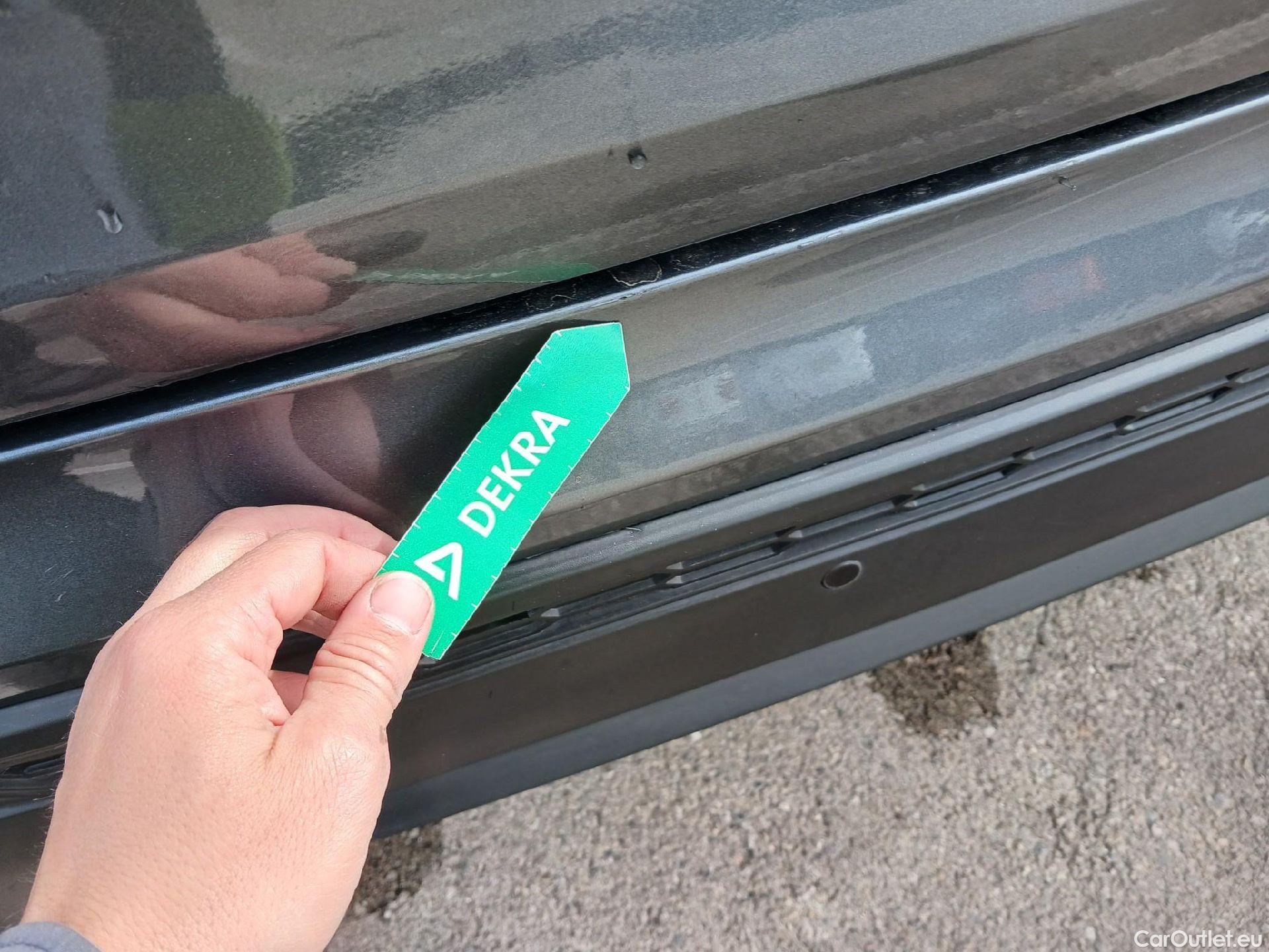  Nissan  Juke NISSAN  / 2019 / 5P / crossover DIG-T 84 kW (114 CV) DCT 7 V N-Connecta (AC2) #6