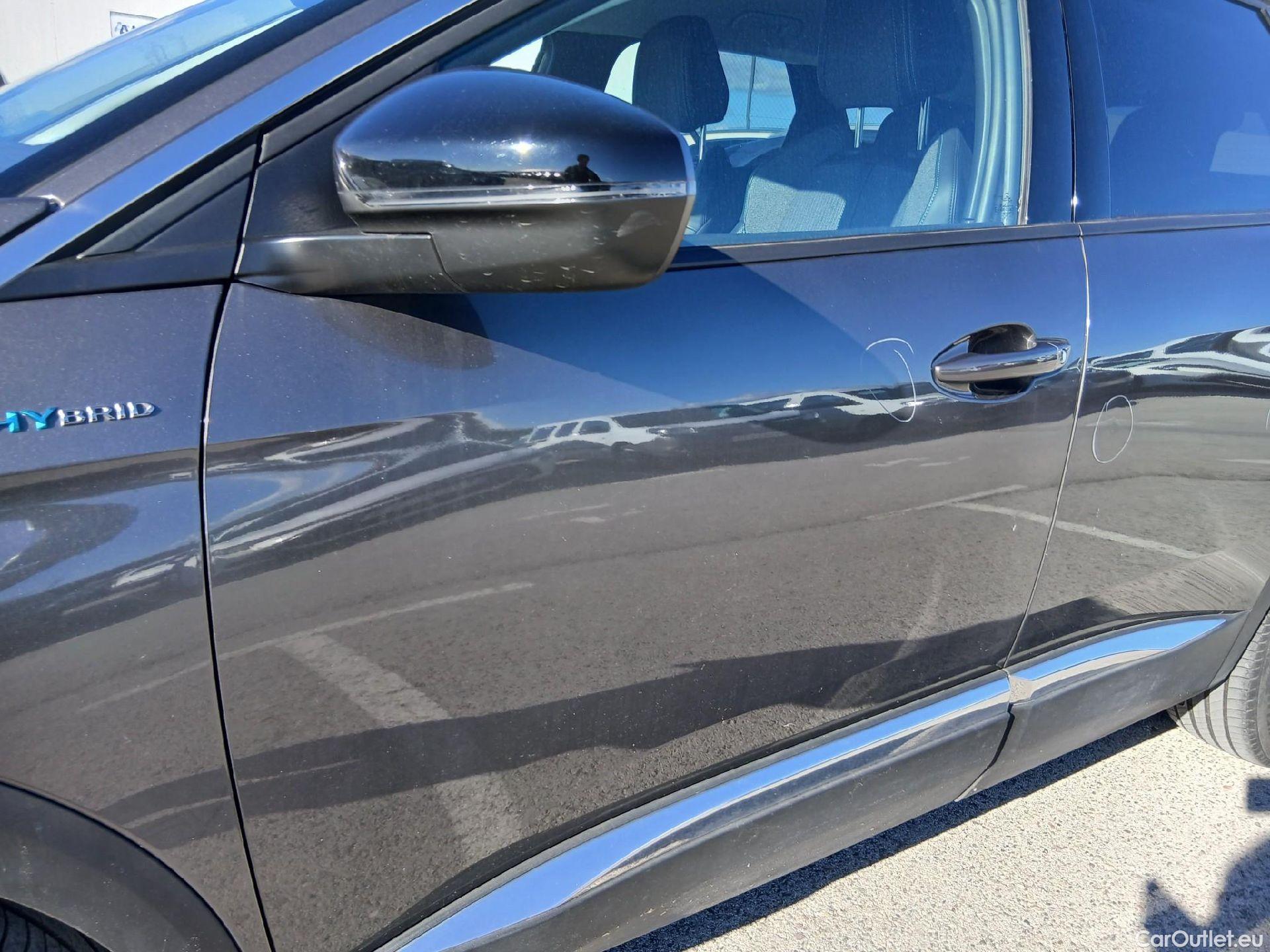  Peugeot  3008 PEUGEOT  Hybrid / 2020 / 5P / todoterreno 225 e-EAT8 Allure (AC2) #13