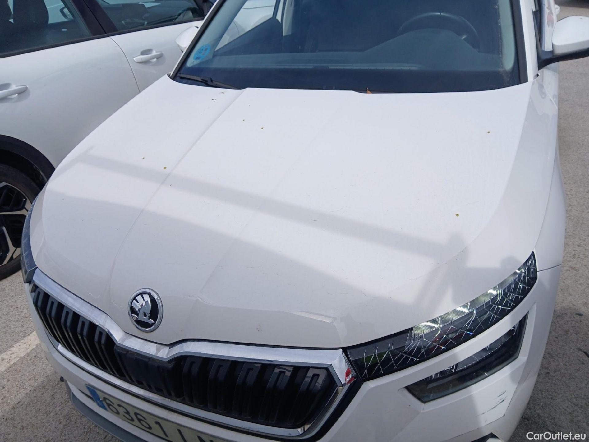  Skoda  KAMIQ SKODA  1.0 TSI 81kW (110CV) DSG Ambition #8