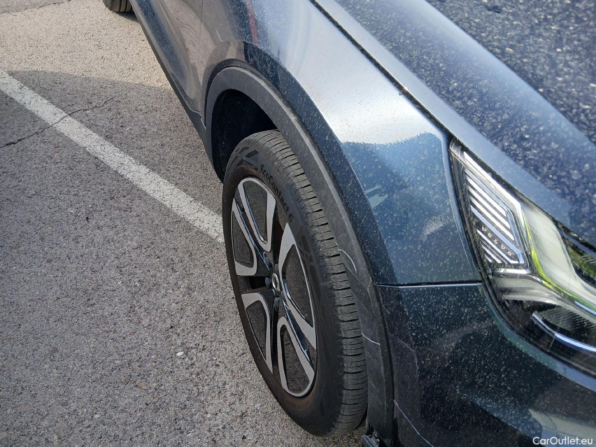  Volvo  XC 40 VOLVO XC40 / 2017 / 5P / todoterreno 1.5 T4 Twin Recharge Inscription Auto #29