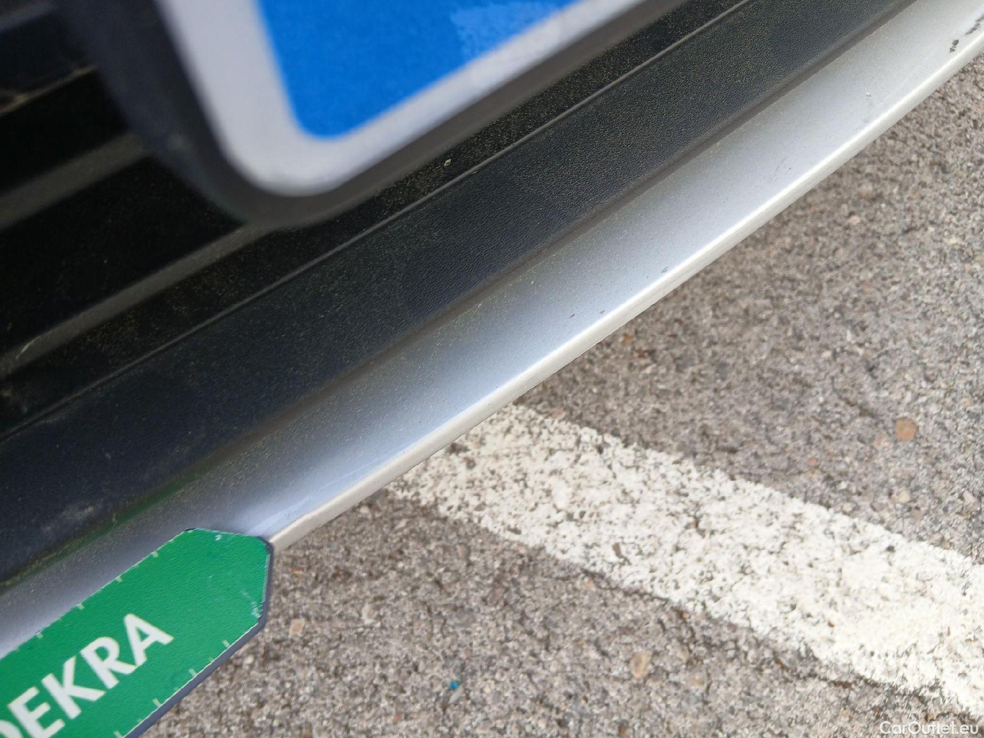  Volvo  XC 40 VOLVO XC40 / 2017 / 5P / todoterreno 1.5 T4 Twin Recharge Inscription Auto #30