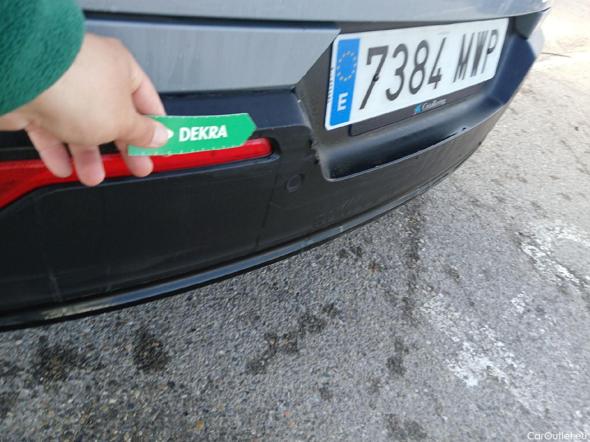  Volvo  XC 40 VOLVO XC40 / 2021 / 5P / todoterreno 2.0 B3 G Plus Dark Auto (AC) #21