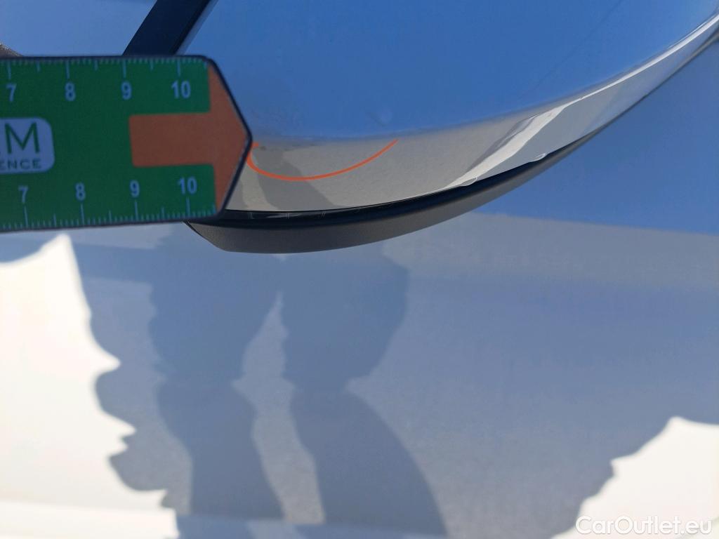  Skoda  KAMIQ SKODA  1.0 TSI 81kW (110CV) DSG Ambition #29