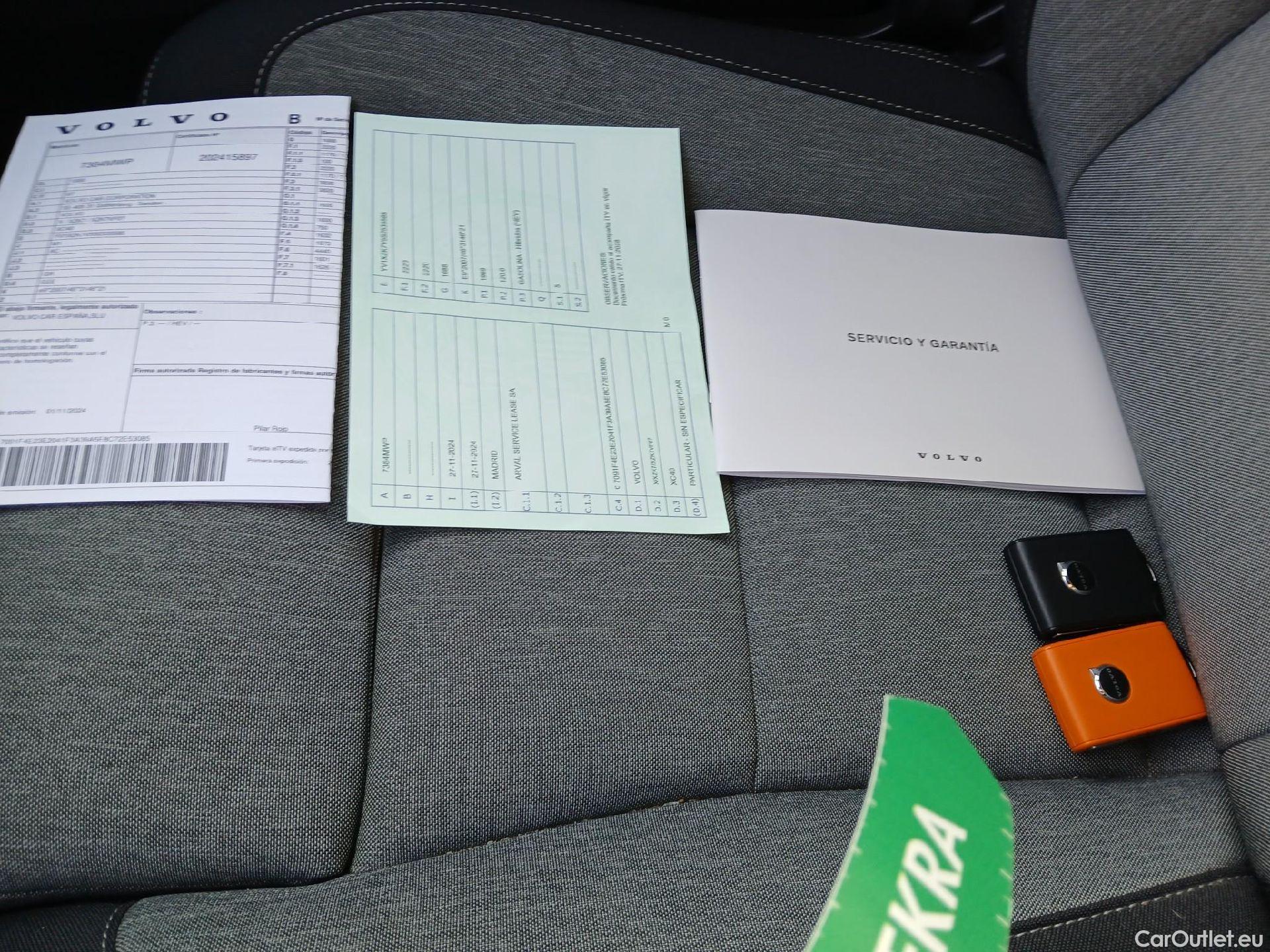  Volvo  XC 40 VOLVO XC40 / 2021 / 5P / todoterreno 2.0 B3 G Plus Dark Auto (AC) #5