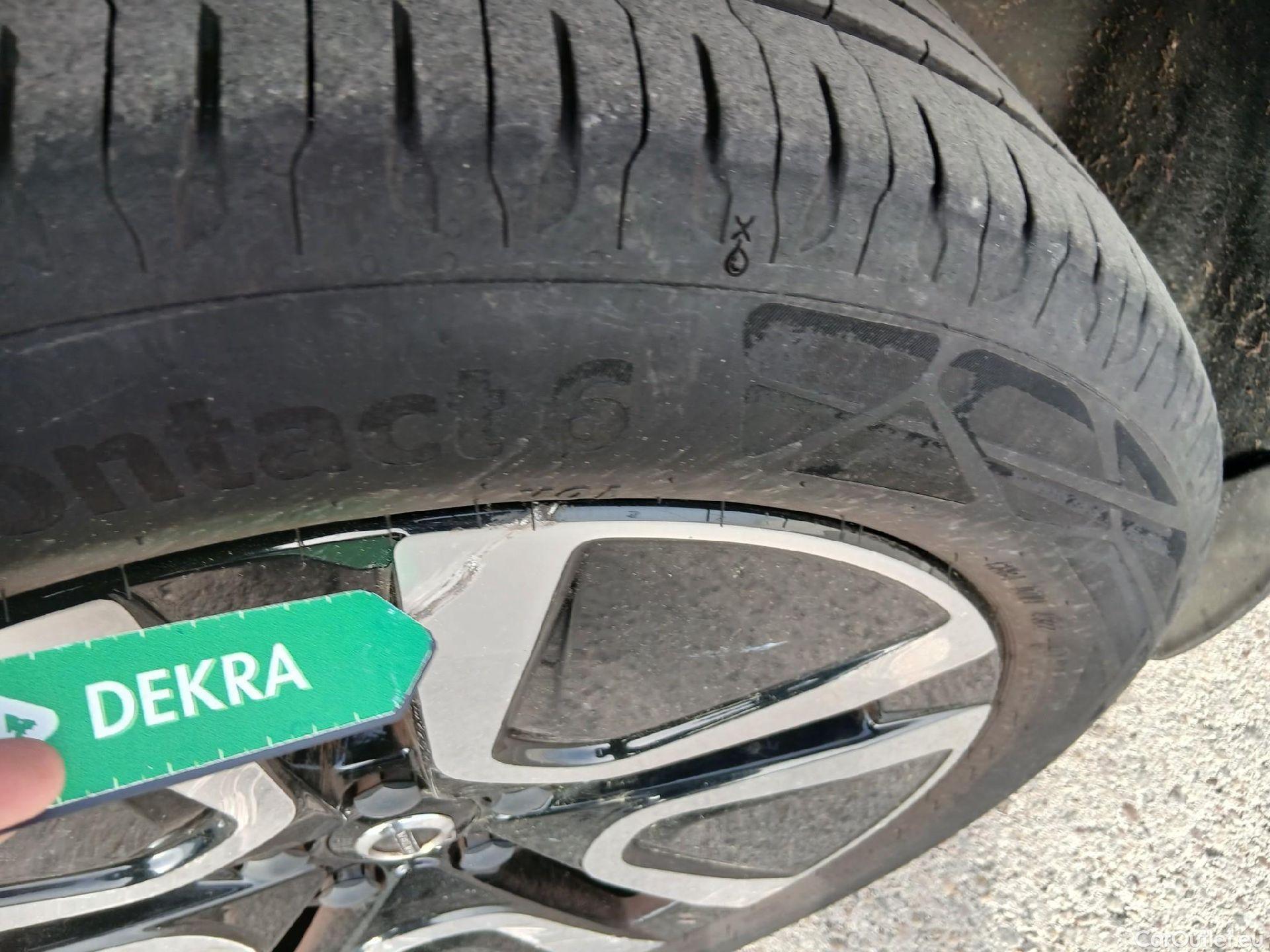  Volvo  XC 40 VOLVO XC40 / 2017 / 5P / todoterreno 1.5 T4 Twin Recharge Inscription Auto #8