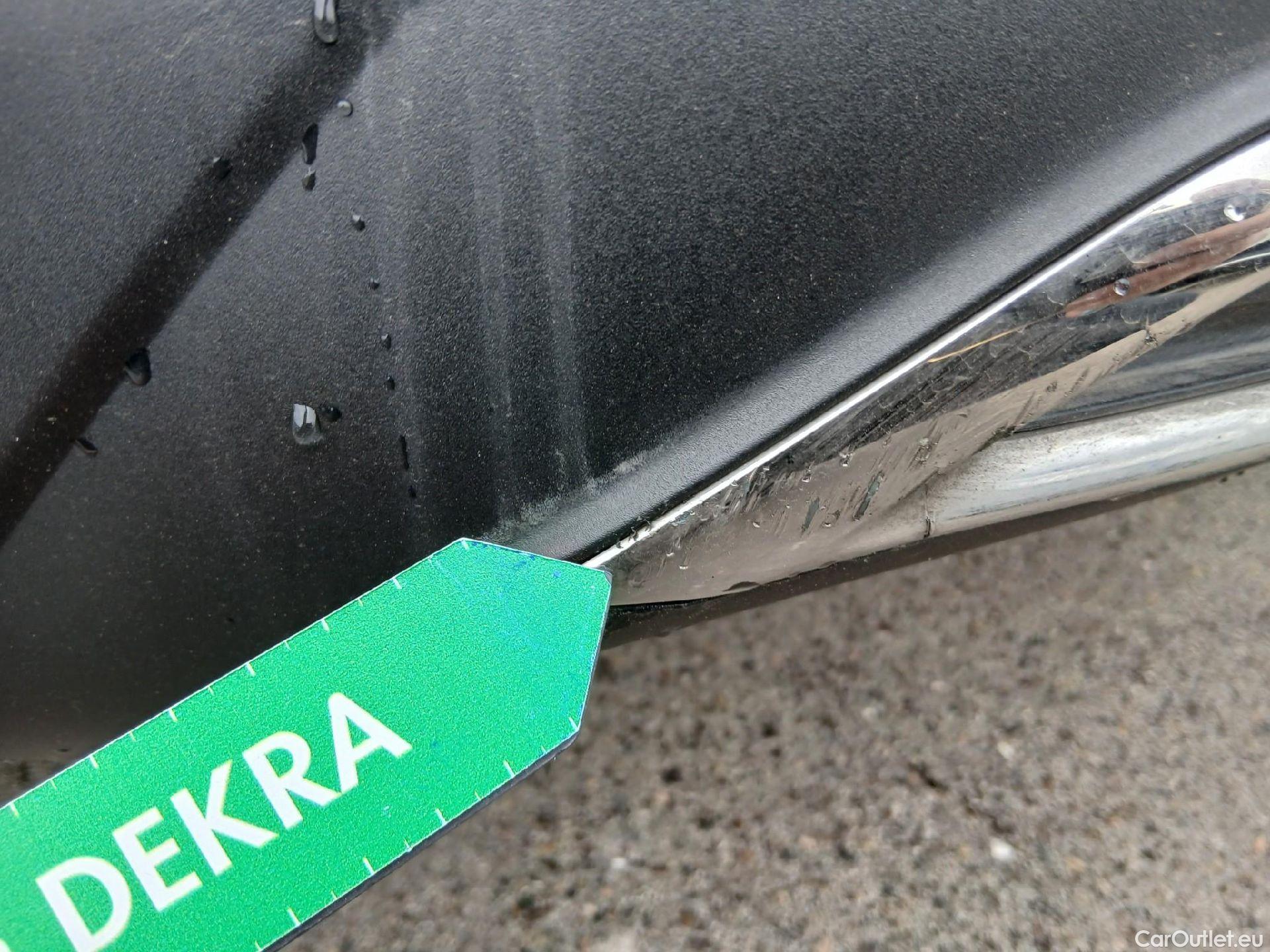  Toyota  C-HR TOYOTA  / 2019 / 5P / todoterreno 2.0 180H Advance #28