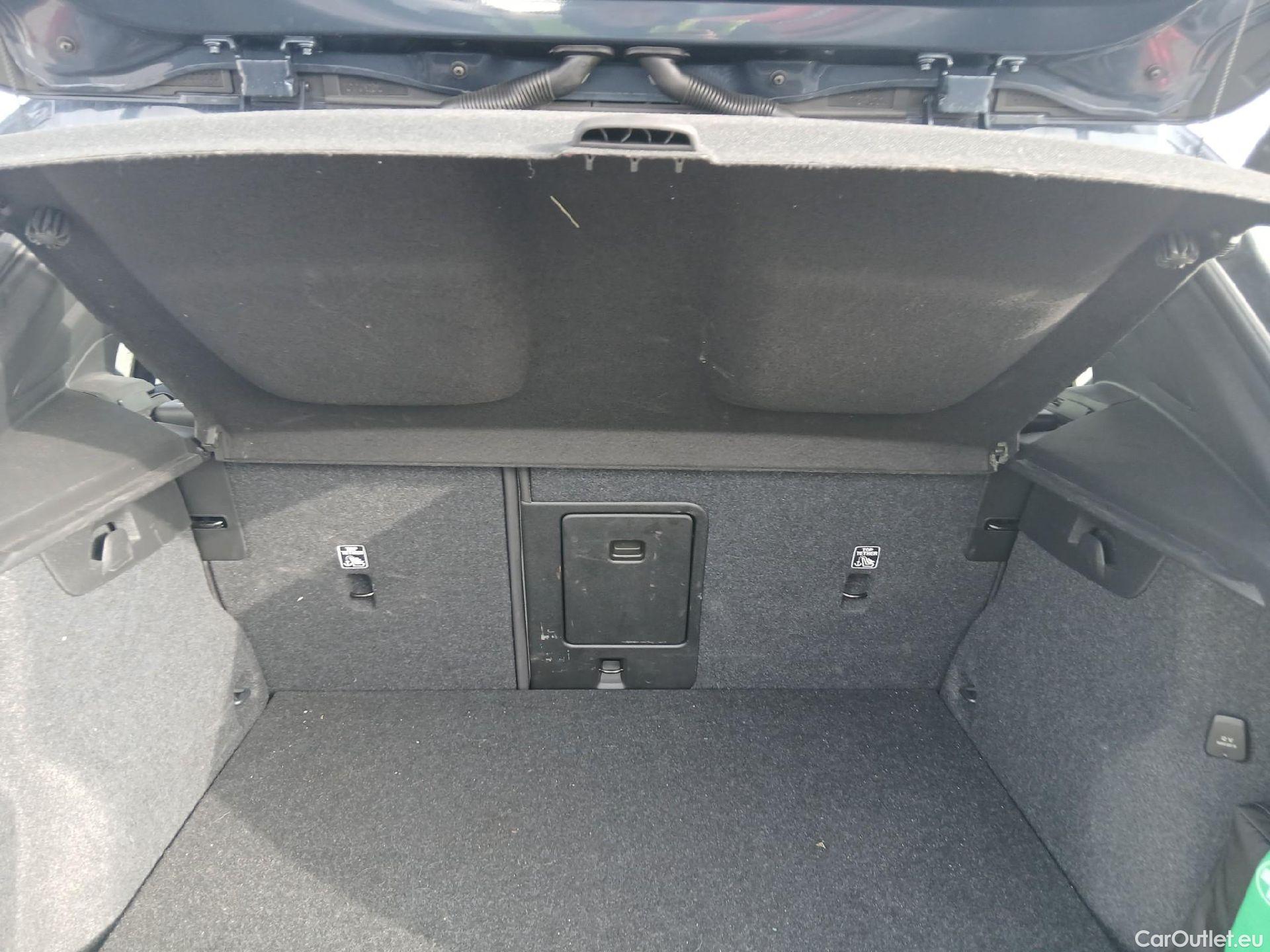  Volvo  XC 40 VOLVO XC40 / 2017 / 5P / todoterreno 1.5 T4 Twin Recharge Inscription Auto #6