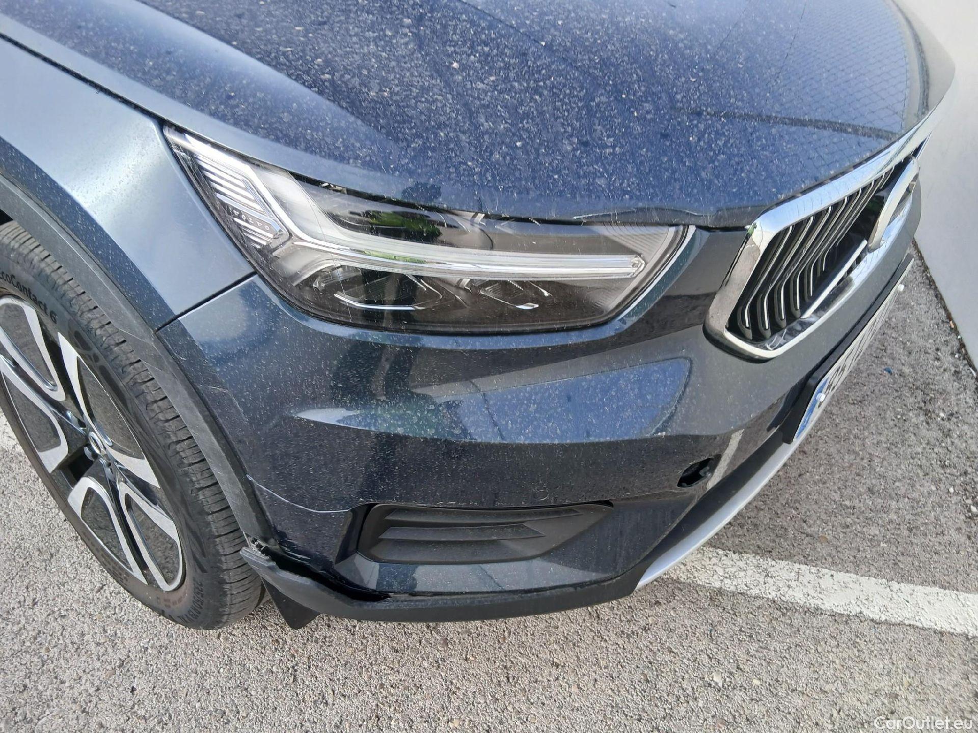  Volvo  XC 40 VOLVO XC40 / 2017 / 5P / todoterreno 1.5 T4 Twin Recharge Inscription Auto #13