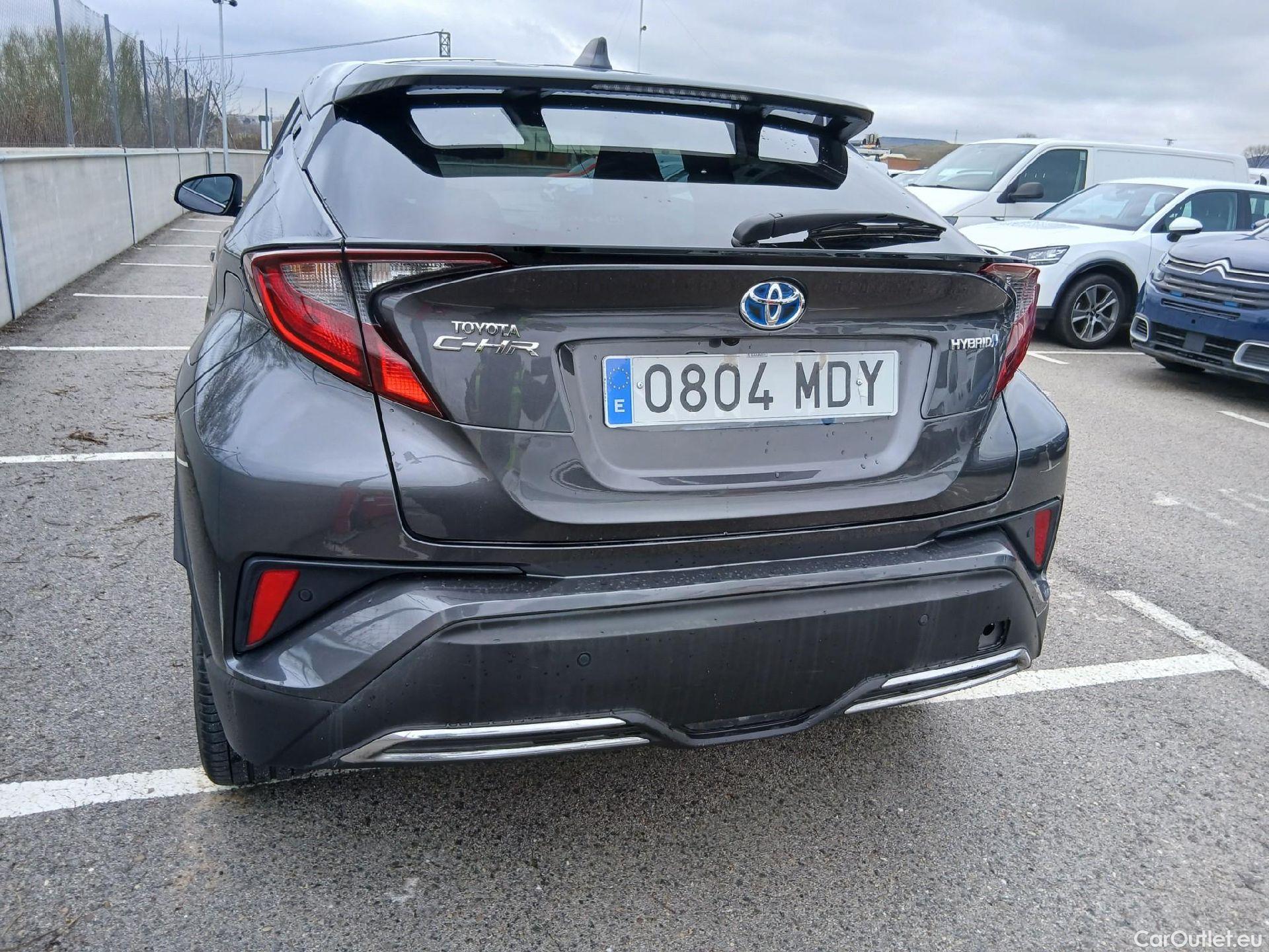  Toyota  C-HR TOYOTA  / 2019 / 5P / todoterreno 2.0 180H Advance #25