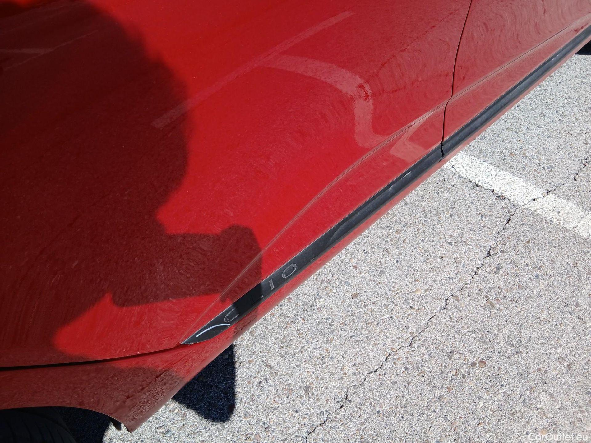  Renault  Clio RENAULT  / 2019 / 5P / berlina con portón Intens TCe 74 kW (100CV) GLP #22