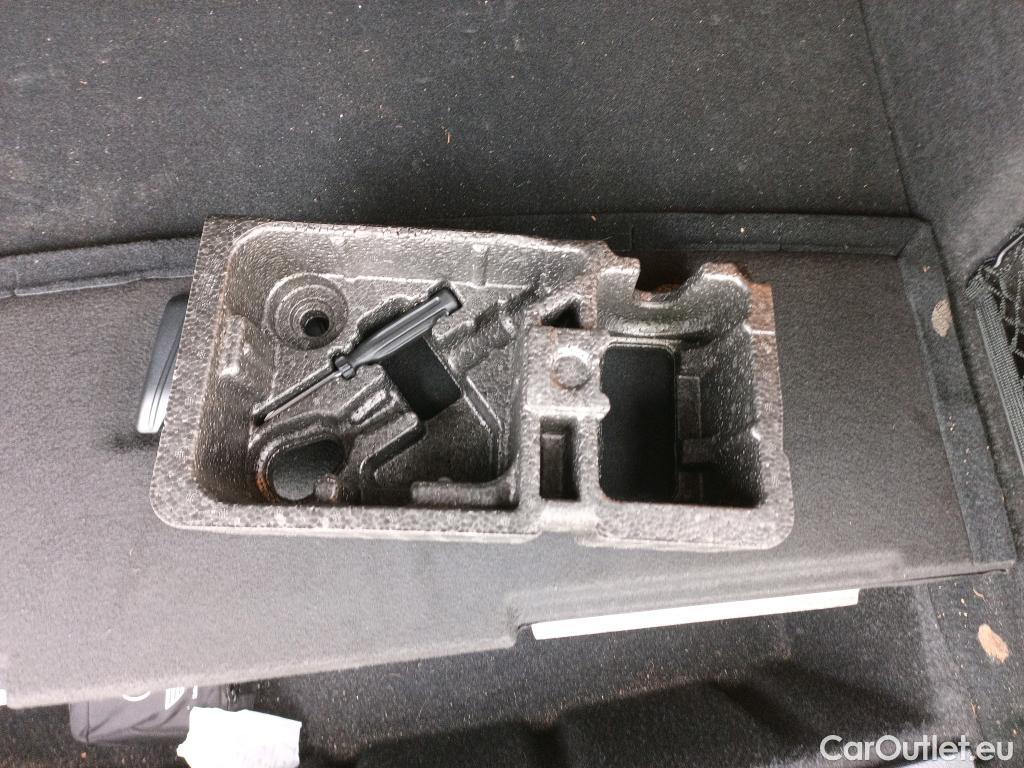  Bmw  X1 BMW  / 2019 / 5P / todoterreno sDrive18i #16