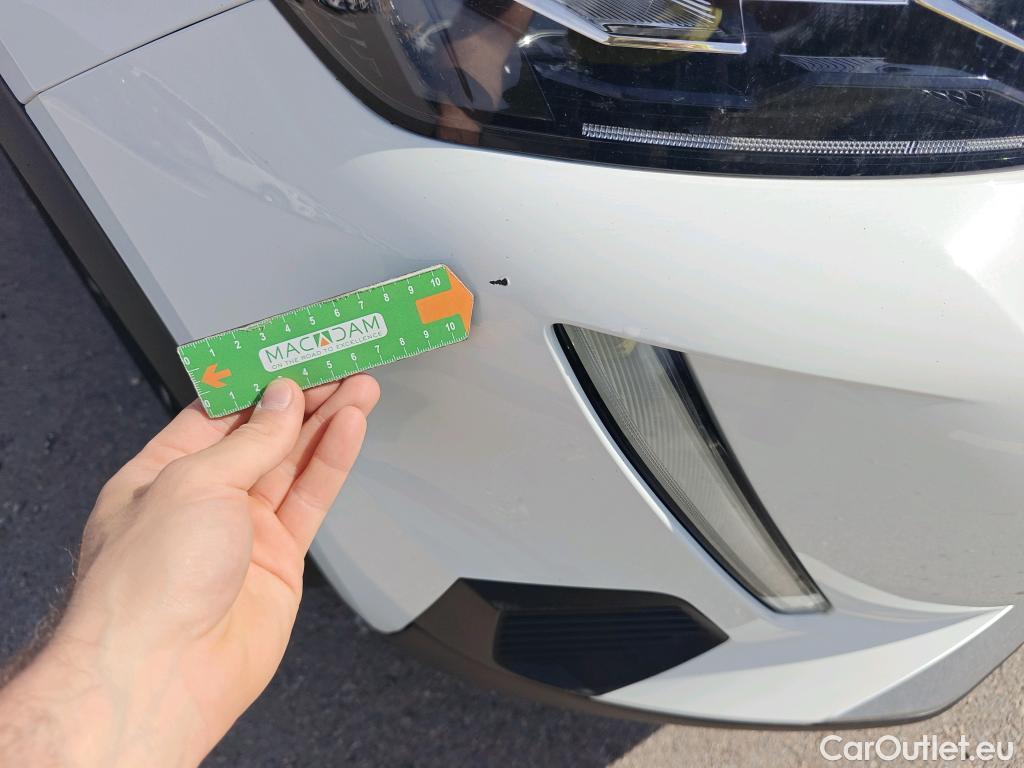  Peugeot  2008 PEUGEOT  / 2019 / 5P / todoterreno Allure BlueHDI 81kW (110CV) #30