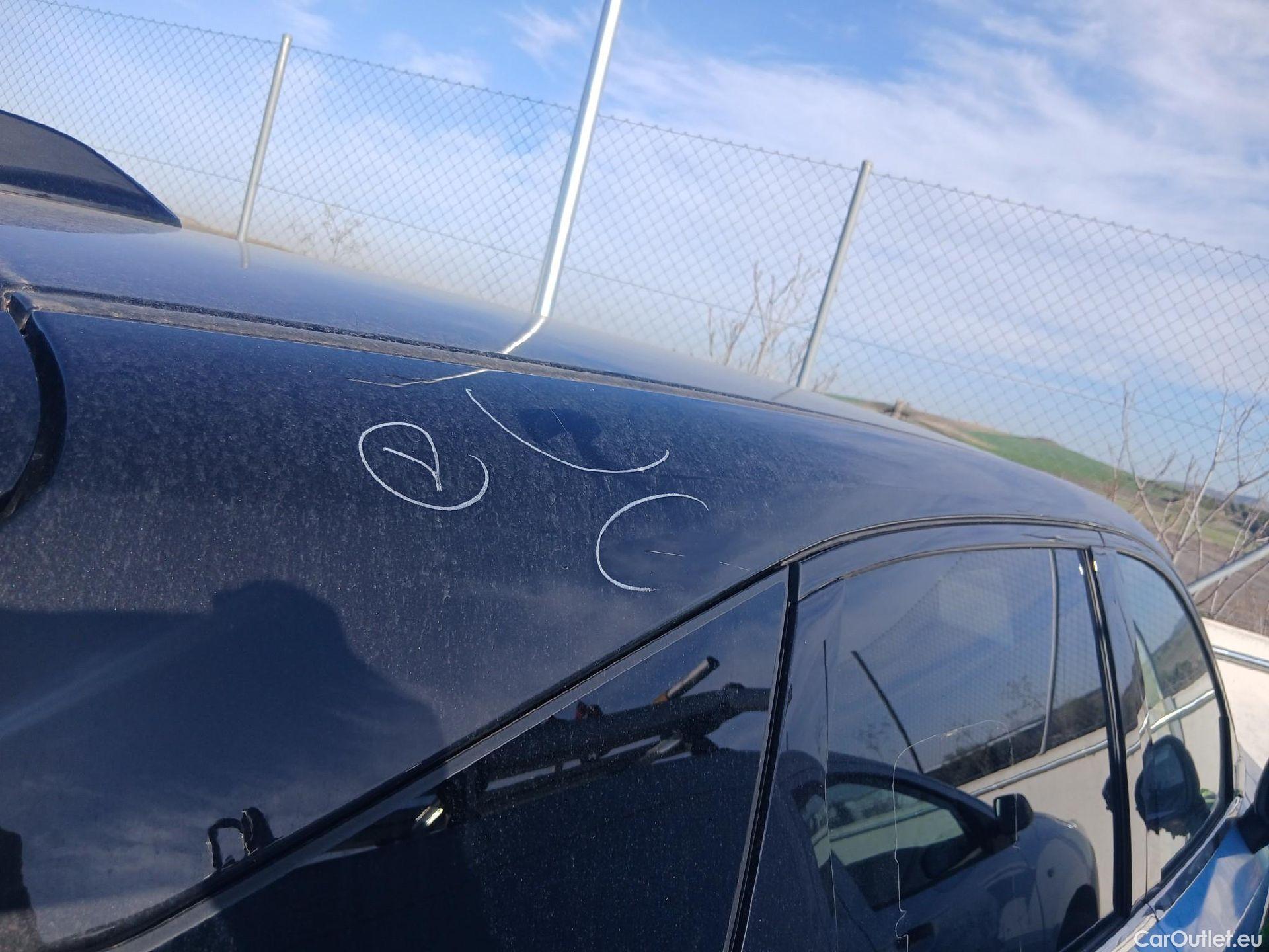  Nissan  Qashqai NISSAN  / 2021 / 5P / todoterreno DIG-T 116kW Xtronic N-Connecta #36