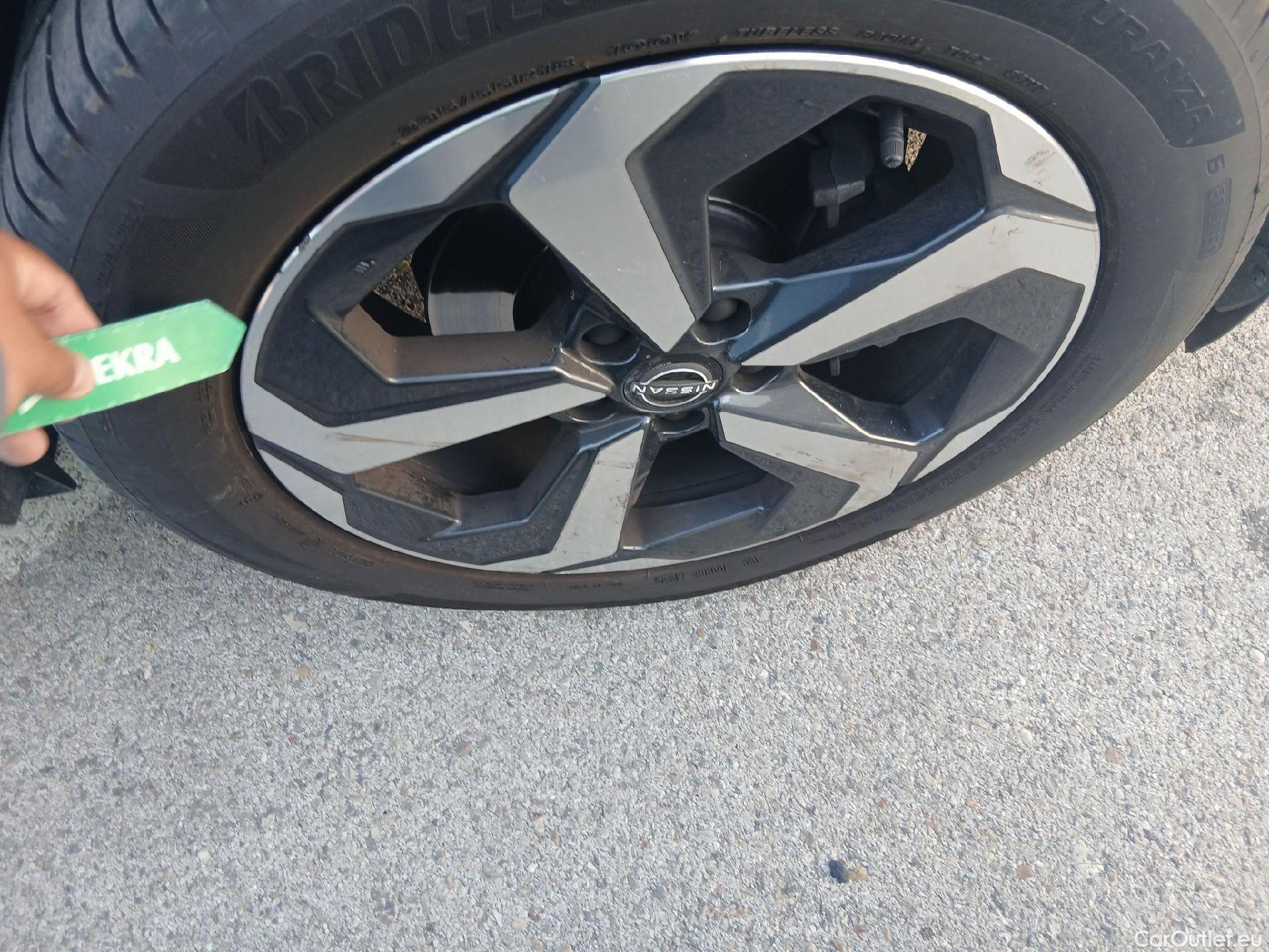  Nissan  Qashqai NISSAN  / 2021 / 5P / todoterreno DIG-T 116kW Xtronic N-Connecta #43