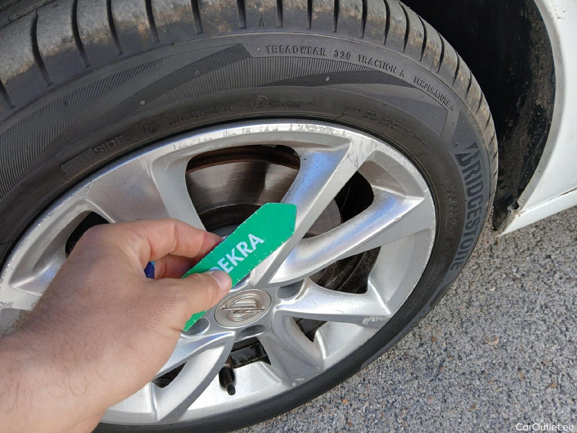  Opel  Corsa OPEL  1.2T XHL 74kW (100CV) Elegance #12