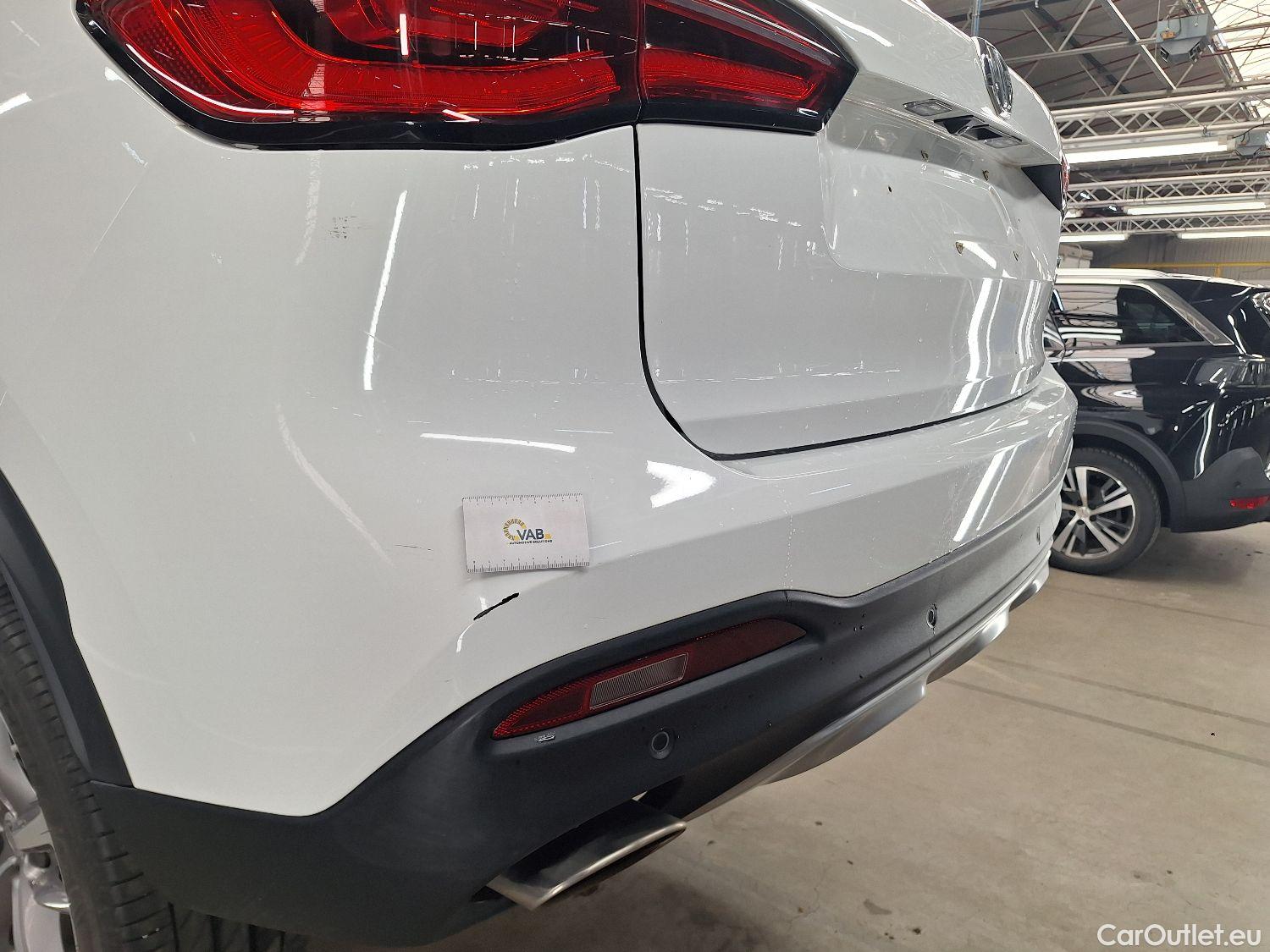  MG  EHS MG,  '20 PHEV, MG  1.5T Luxury 5d #14