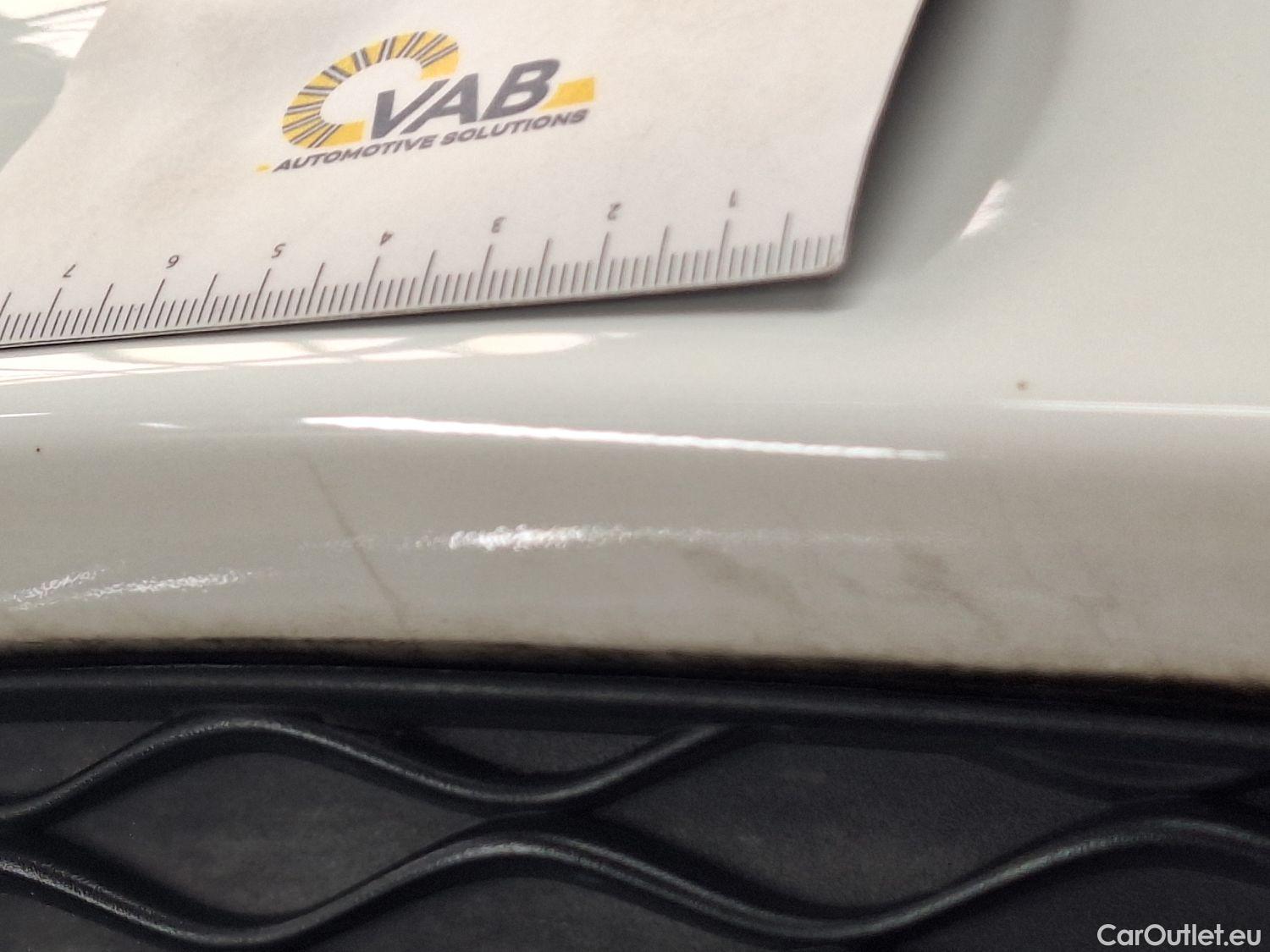  MG  EHS MG,  '20 PHEV, MG  1.5T Luxury 5d #8