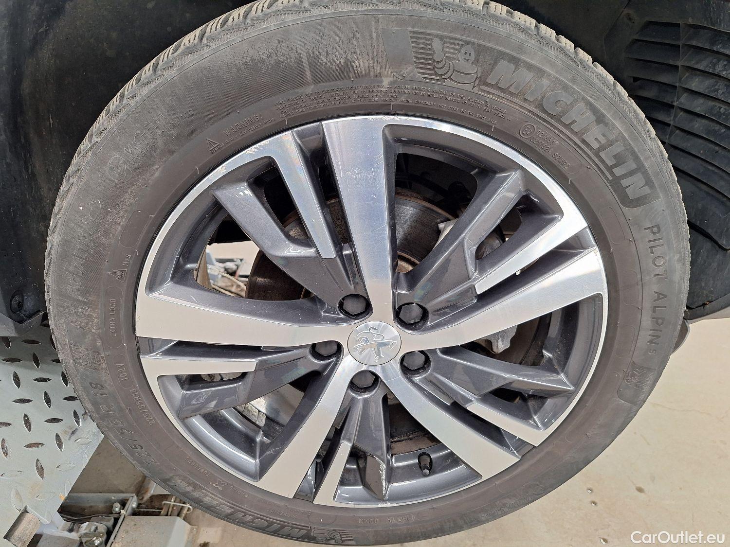  Peugeot  3008 Peugeot,  FL'20, Peugeot  1.5 BlueHDi 96kW S&S EAT8 Allure Pack #1