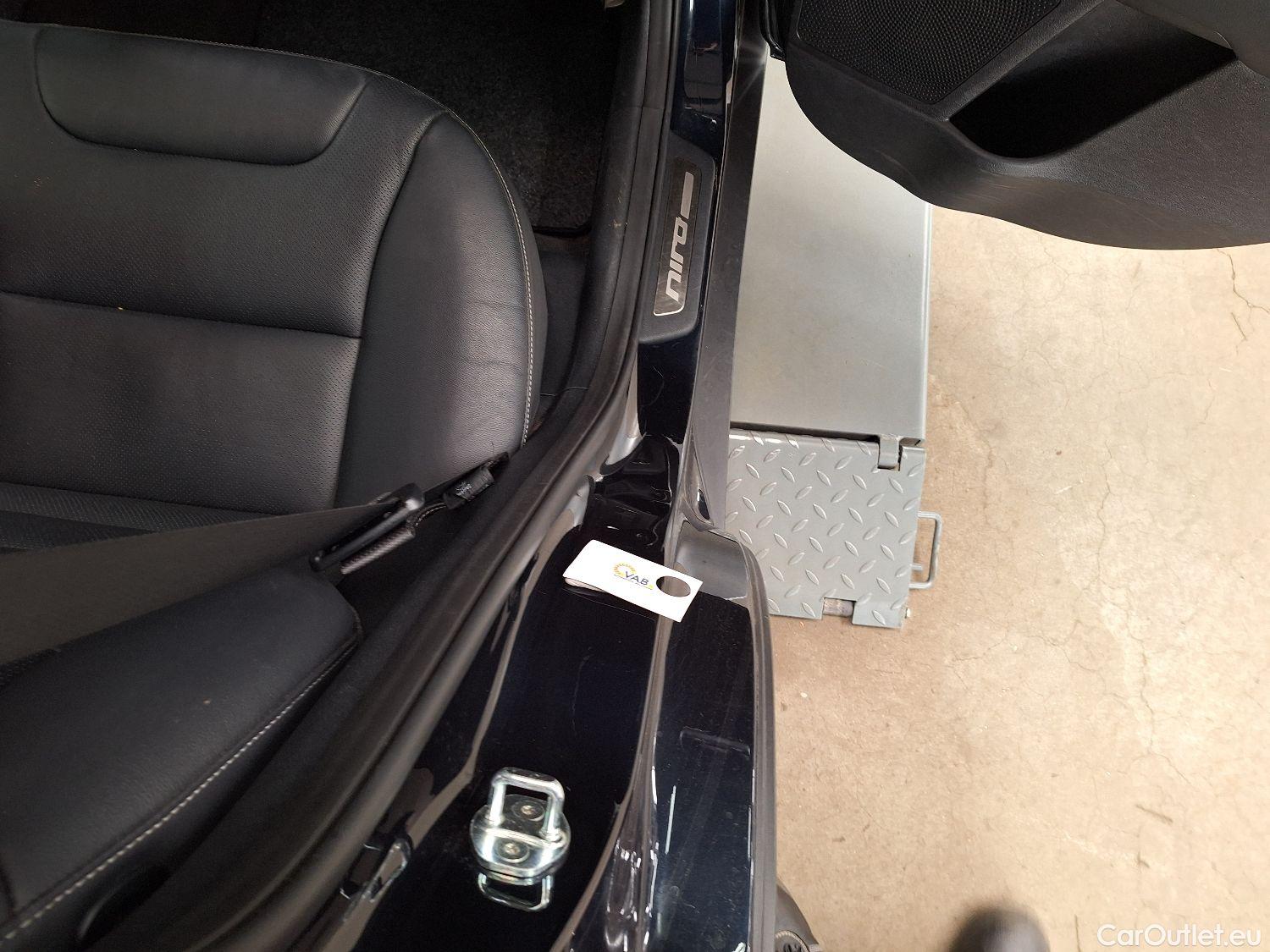  KIA  Niro Kia,  FL'19, KIA  Business Line 1.6 GDi HEV 6DCT 5d #47