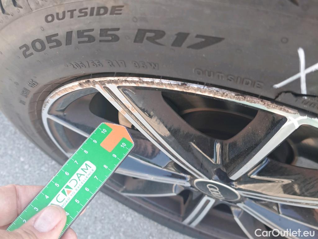  Audi  A1 Sportback AUDI A1 / 2018 / 5P / berlina con portón citycarver Black line 30 TFSI 81kW S tro #11