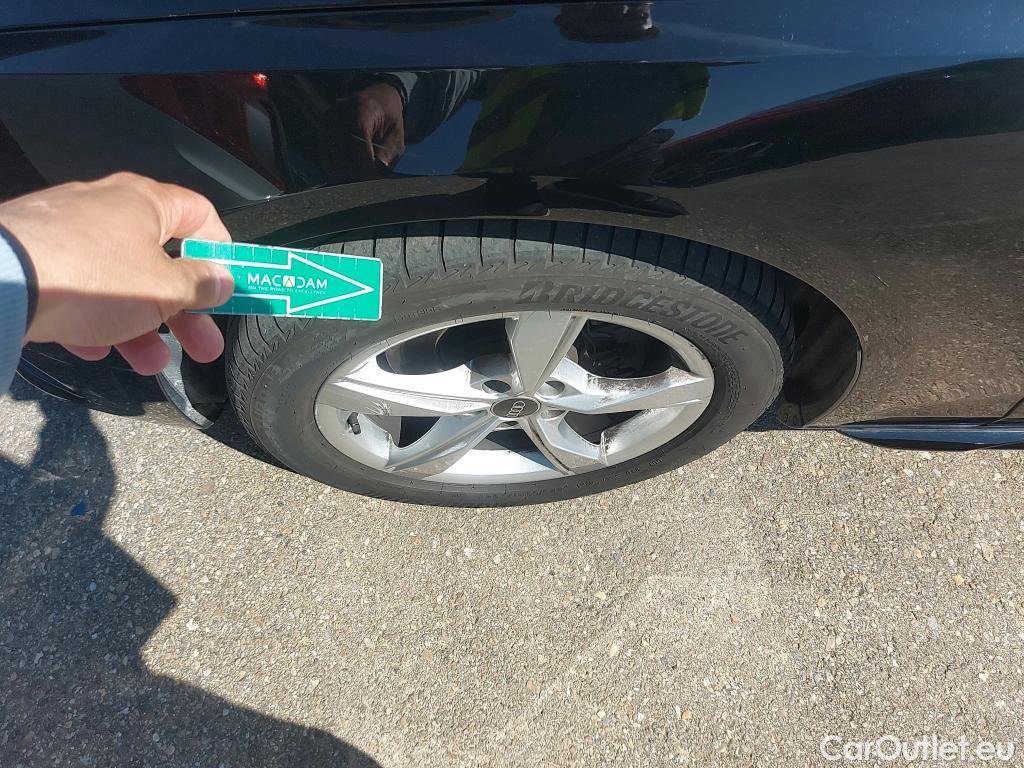  Audi  A4 AUDI  / 2019 / 5P / familiar Avant Advanced 30 TDI 100kW S tronic #7