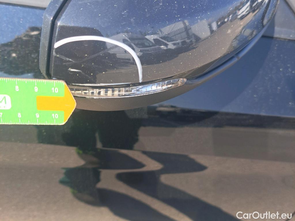  Audi  A1 Sportback AUDI A1 / 2018 / 5P / berlina con portón citycarver Black line 30 TFSI 81kW S tro #59