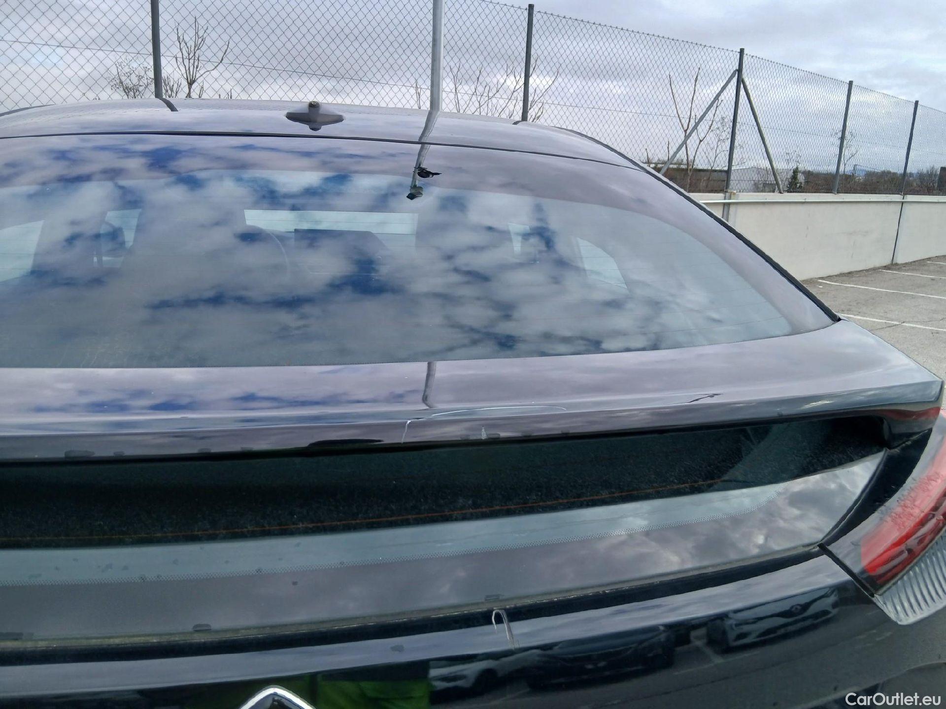  Citroen  C4 CITROEN  / 2020 / 5P / berlina con portón BlueHdi 110 S&S Live Pack #18