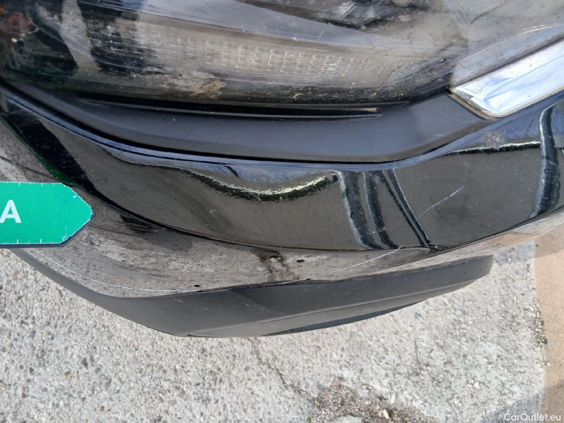  Citroen  C4 CITROEN  / 2020 / 5P / berlina con portón BlueHdi 110 S&S Live Pack #9