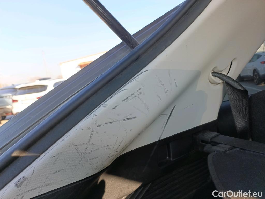  Hyundai   Ioniq HYUNDAI 5 / 2021 / 5P / todoterreno 73KWH 160KW Light RWD #24