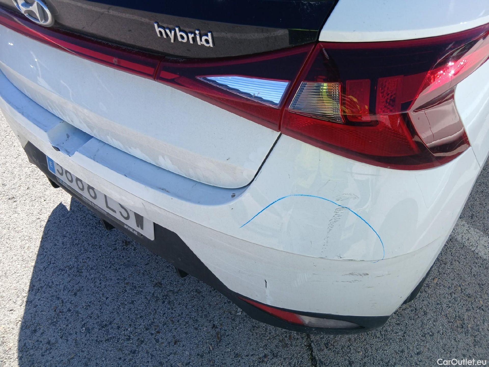  Hyundai  i20 HYUNDAI  / 2020 / 5P / berlina con portón 1.0 TGDI 74kW (100CV) 48V Essence #36