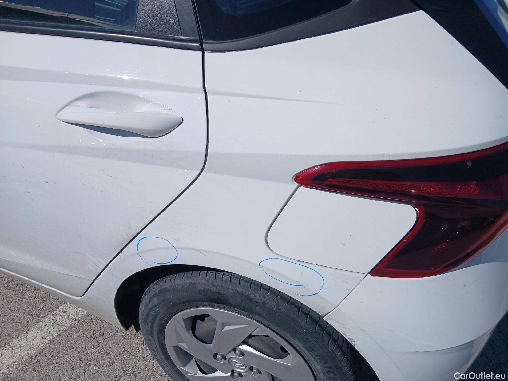  Hyundai  i20 HYUNDAI  / 2020 / 5P / berlina con portón 1.0 TGDI 74kW (100CV) 48V Essence #33