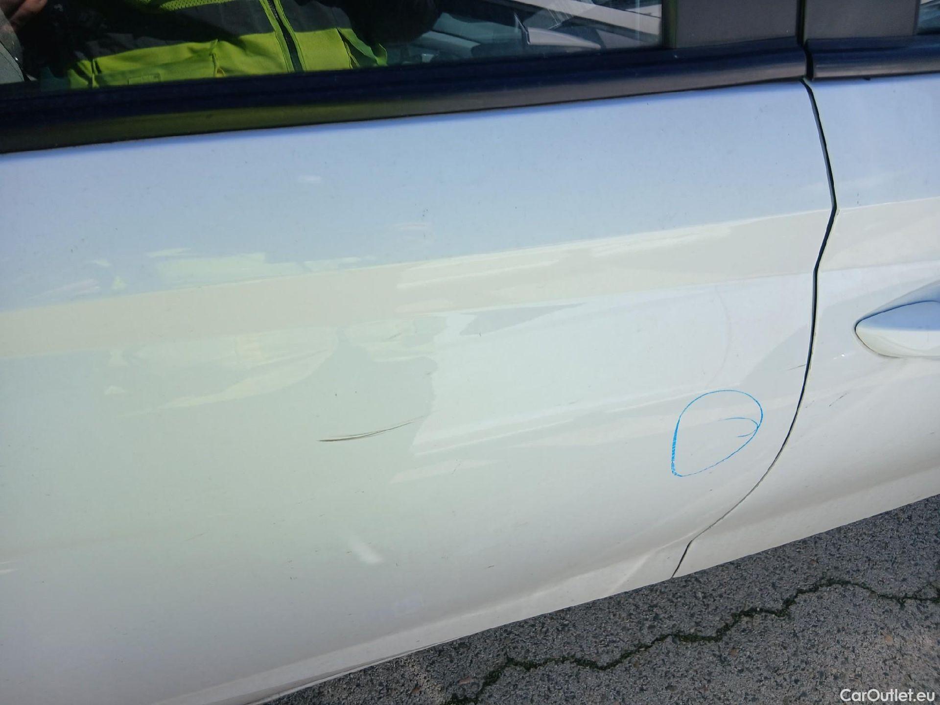  Hyundai  i20 HYUNDAI  / 2020 / 5P / berlina con portón 1.0 TGDI 74kW (100CV) 48V Essence #41