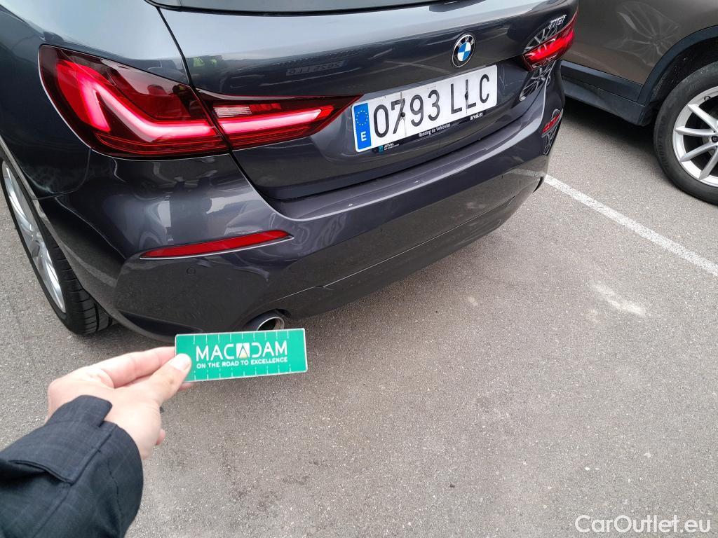  Bmw  Serie 1 BMW  / 2019 / 5P / berlina con portón 118i #33