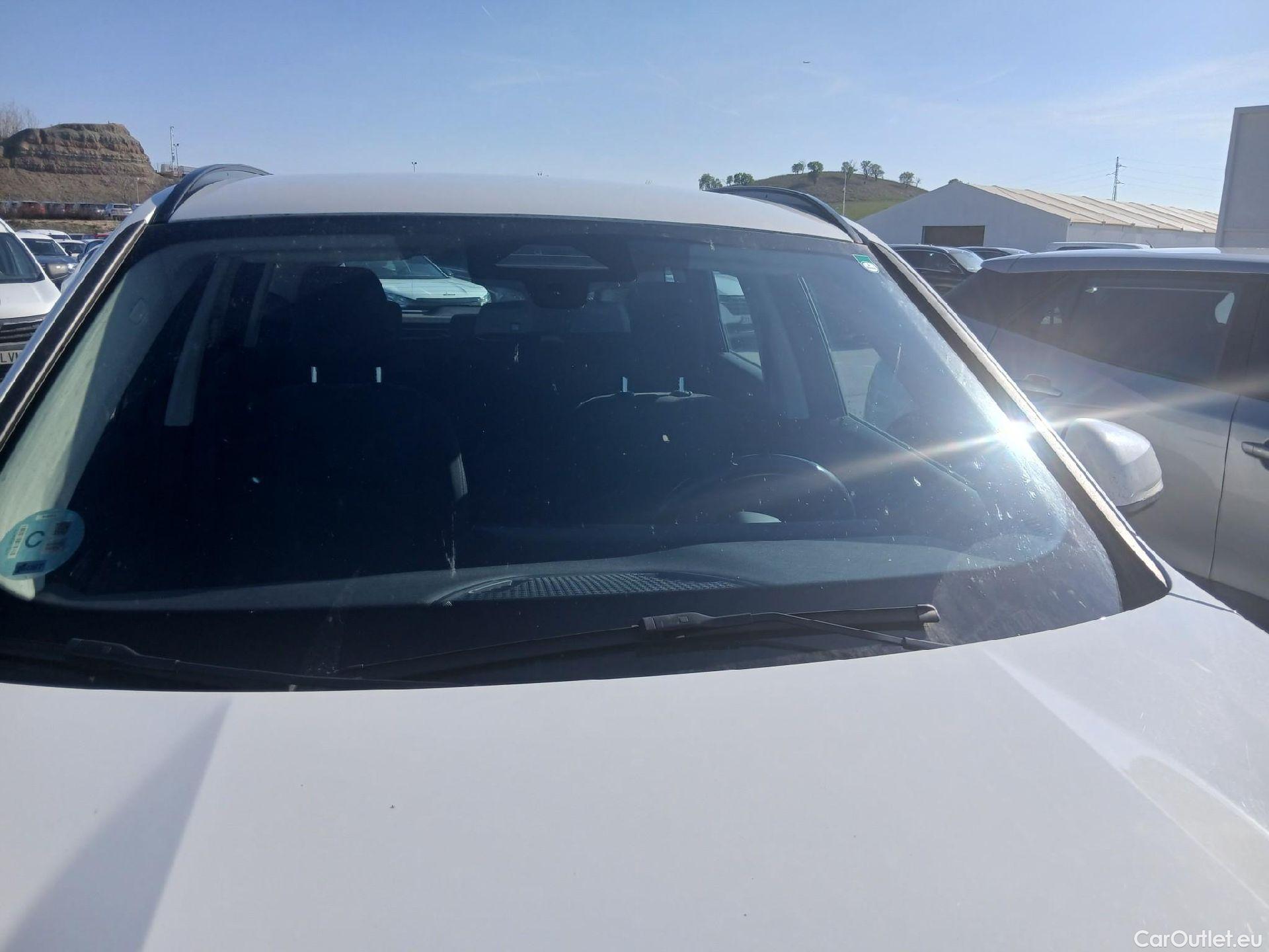  Bmw  X1 BMW  / 2022 / 5P / todoterreno sDrive18d (AC) #7