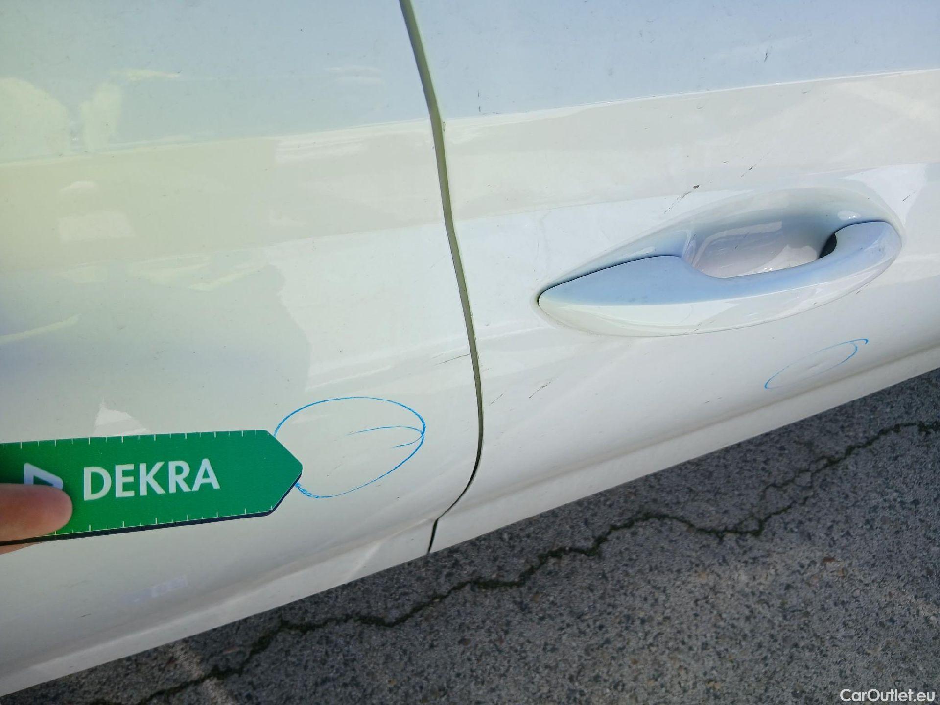  Hyundai  i20 HYUNDAI  / 2020 / 5P / berlina con portón 1.0 TGDI 74kW (100CV) 48V Essence #42