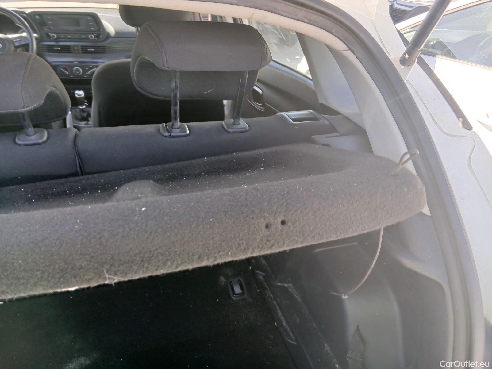  Hyundai  i20 HYUNDAI  / 2020 / 5P / berlina con portón 1.0 TGDI 74kW (100CV) 48V Essence #12