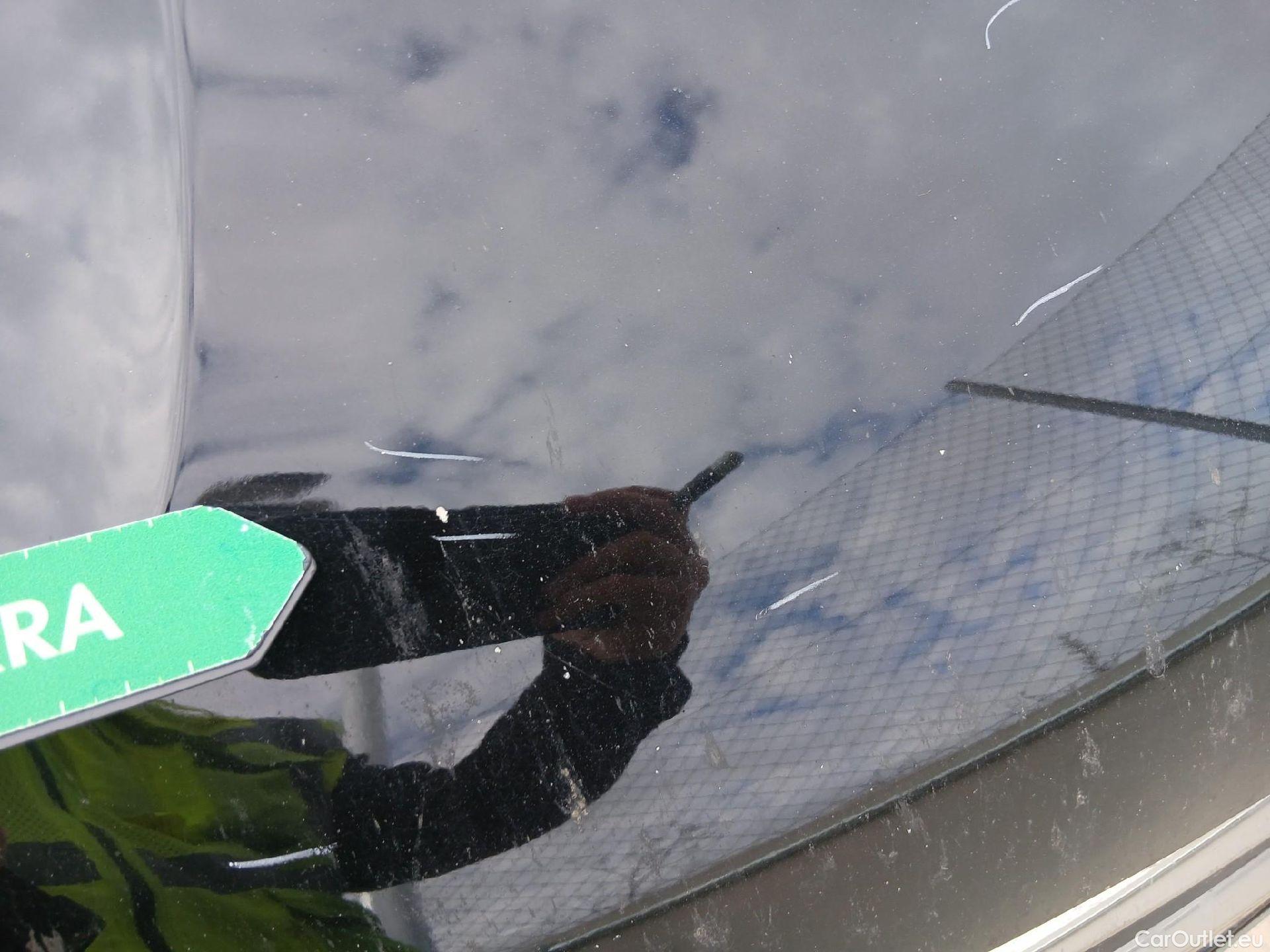  Citroen  C4 CITROEN  / 2020 / 5P / berlina con portón BlueHdi 110 S&S Live Pack #7