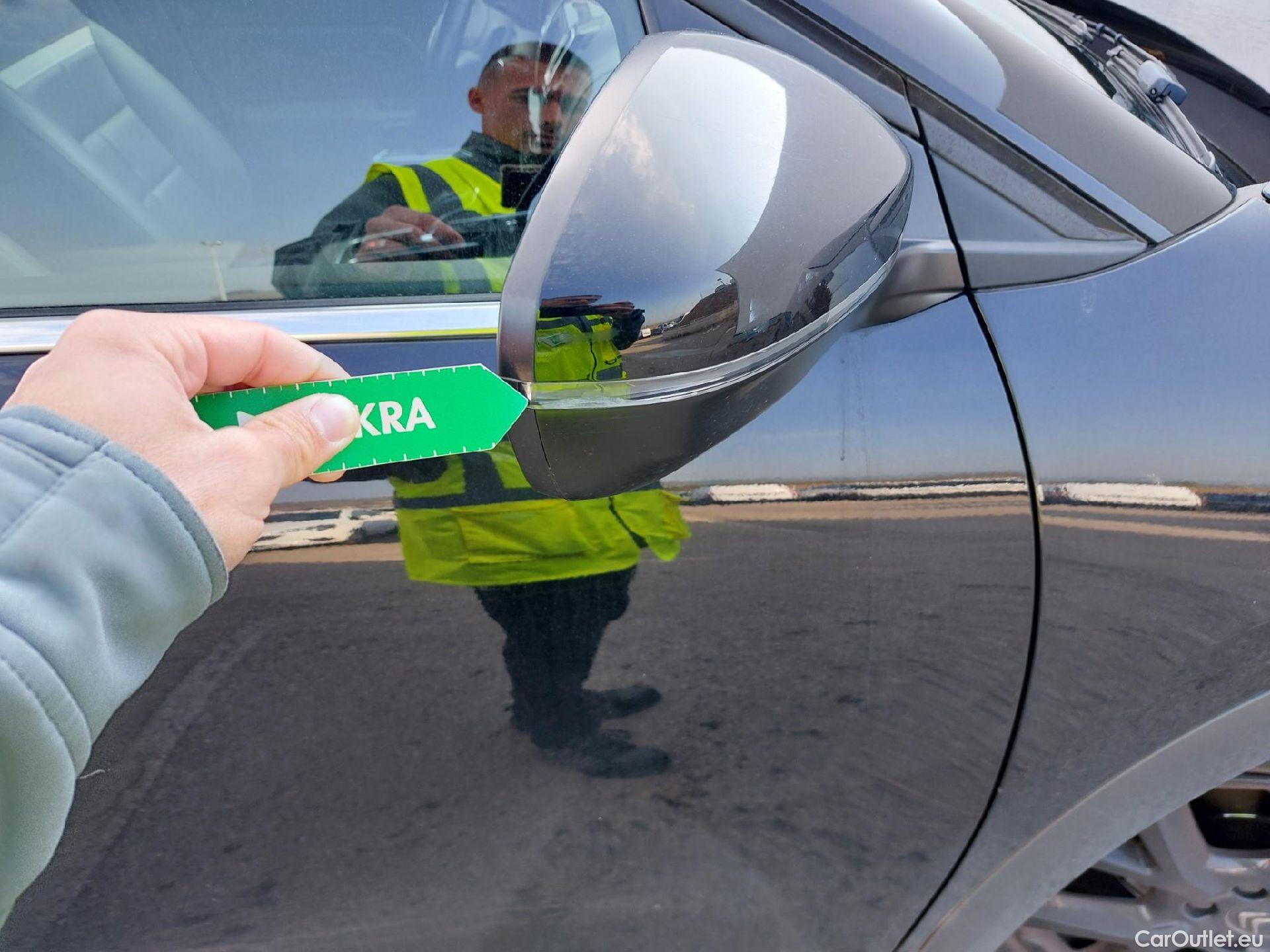  Citroen  C5 CITROEN  Aircross / 2018 / 5P / todoterreno PureTech 96kW (130CV) S&S EAT8 Shine #29