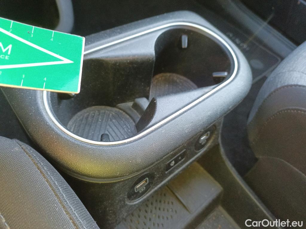  Hyundai   Ioniq HYUNDAI 5 / 2021 / 5P / todoterreno 73KWH 160KW Light RWD #4