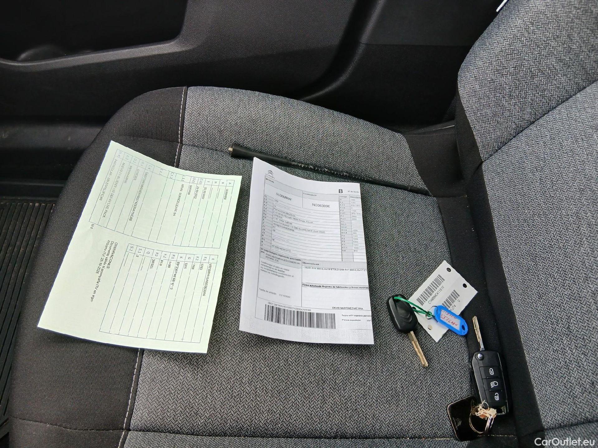  Citroen  C4 CITROEN  / 2020 / 5P / berlina con portón BlueHdi 110 S&S Live Pack #3