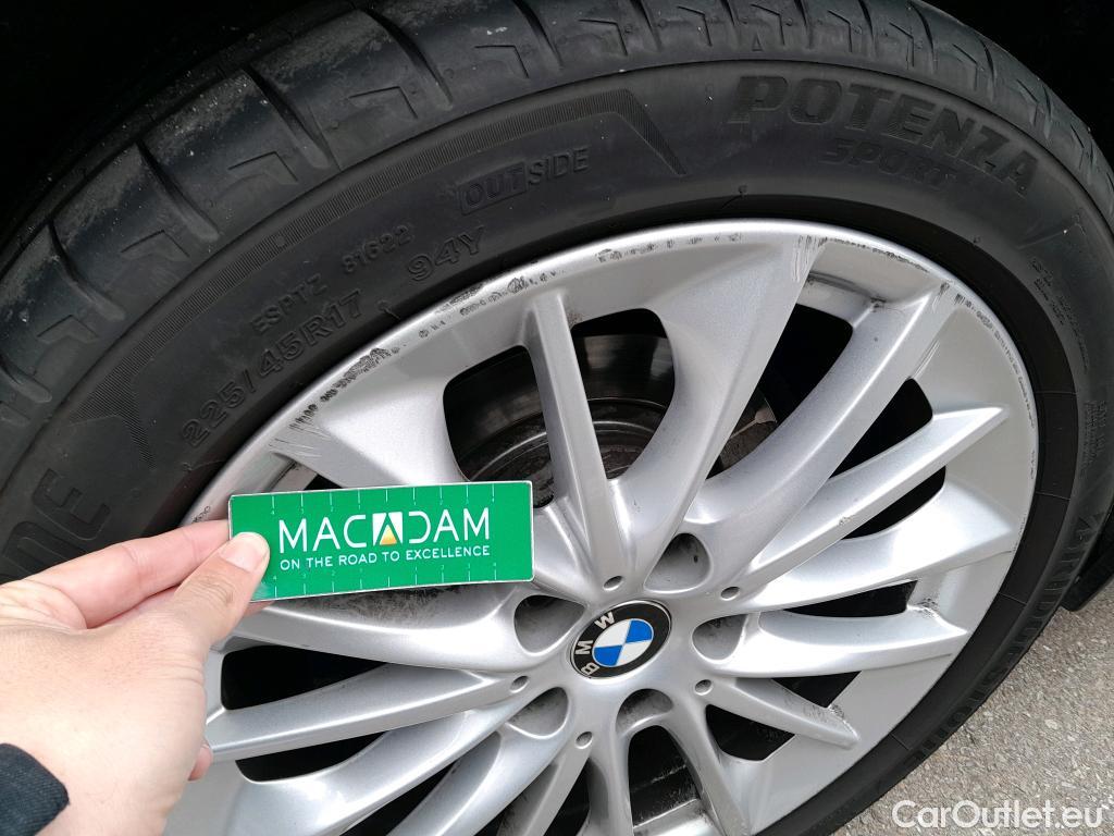  Bmw  Serie 1 BMW  / 2019 / 5P / berlina con portón 118i #21