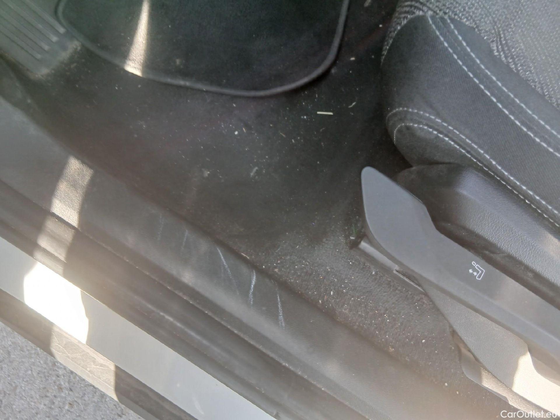  Bmw  X1 BMW  / 2022 / 5P / todoterreno sDrive18d (AC) #2